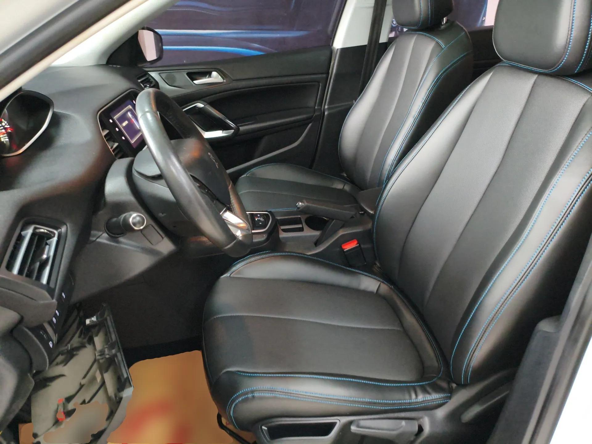 Peugeot 308S 2015 1.2T Automatic Jingchi Edition — миниатюра 17
