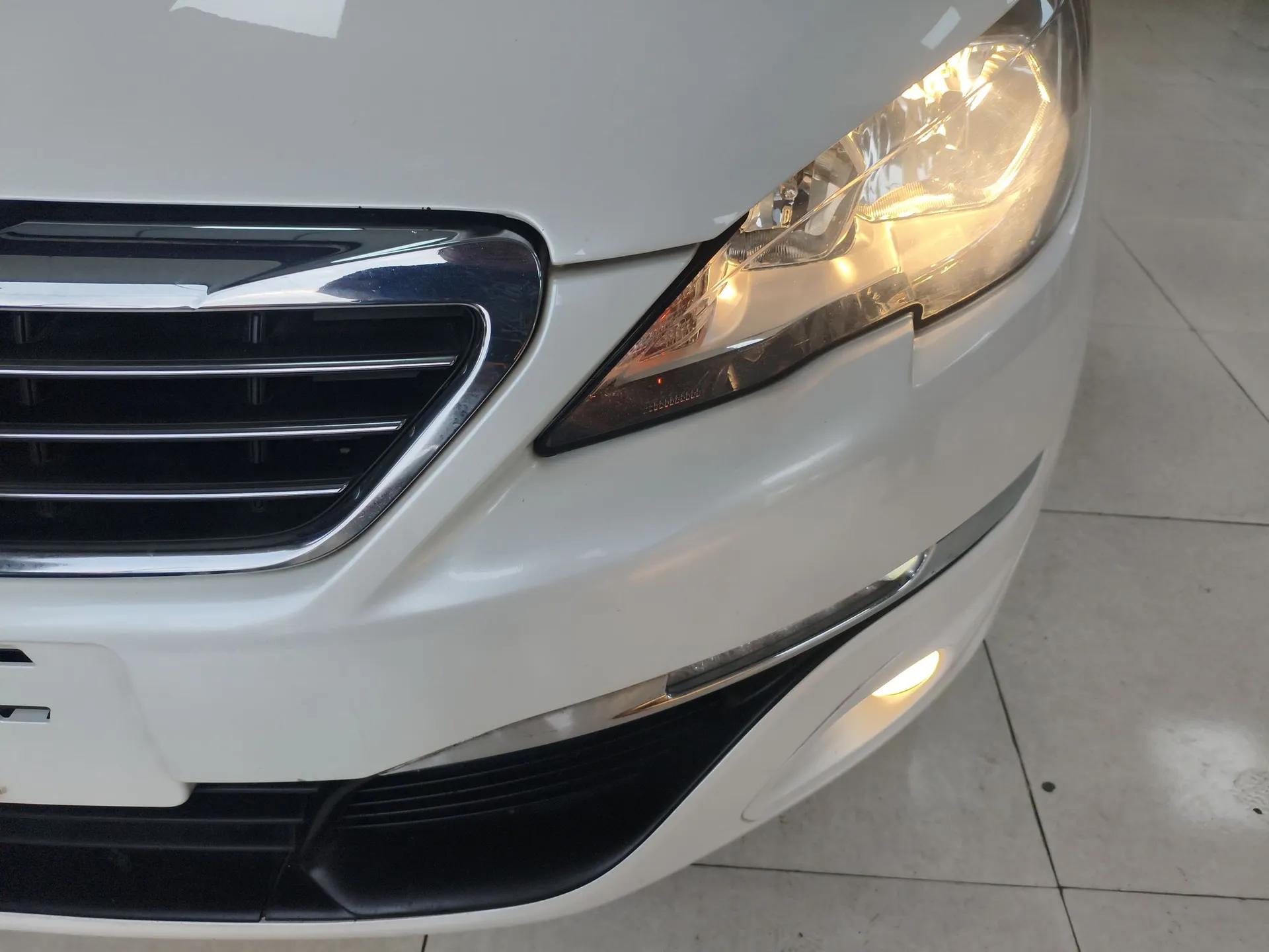 Peugeot 308S 2015 1.2T Automatic Jingchi Edition — миниатюра 5