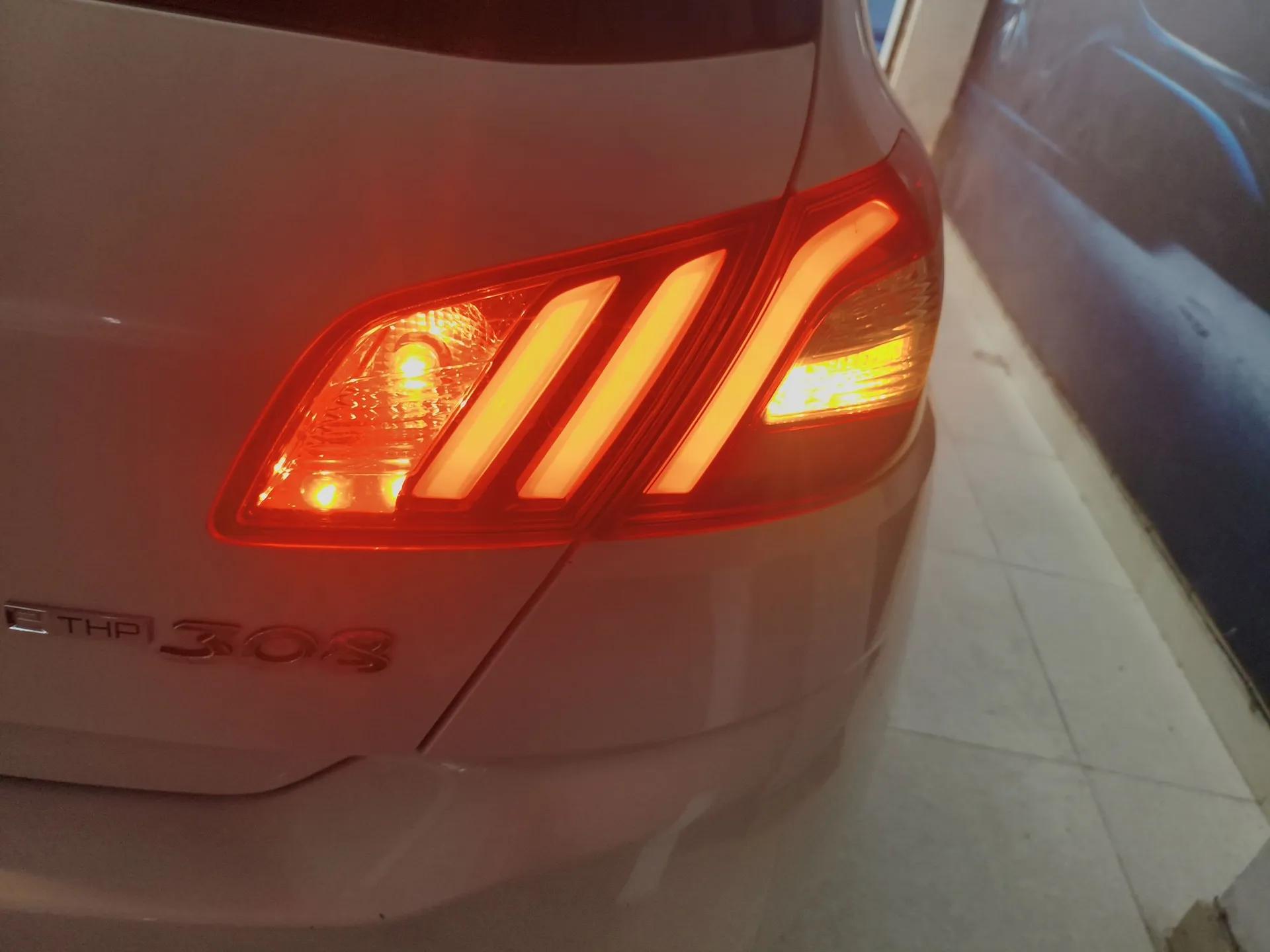 Peugeot 308S 2015 1.2T Automatic Jingchi Edition — миниатюра 8