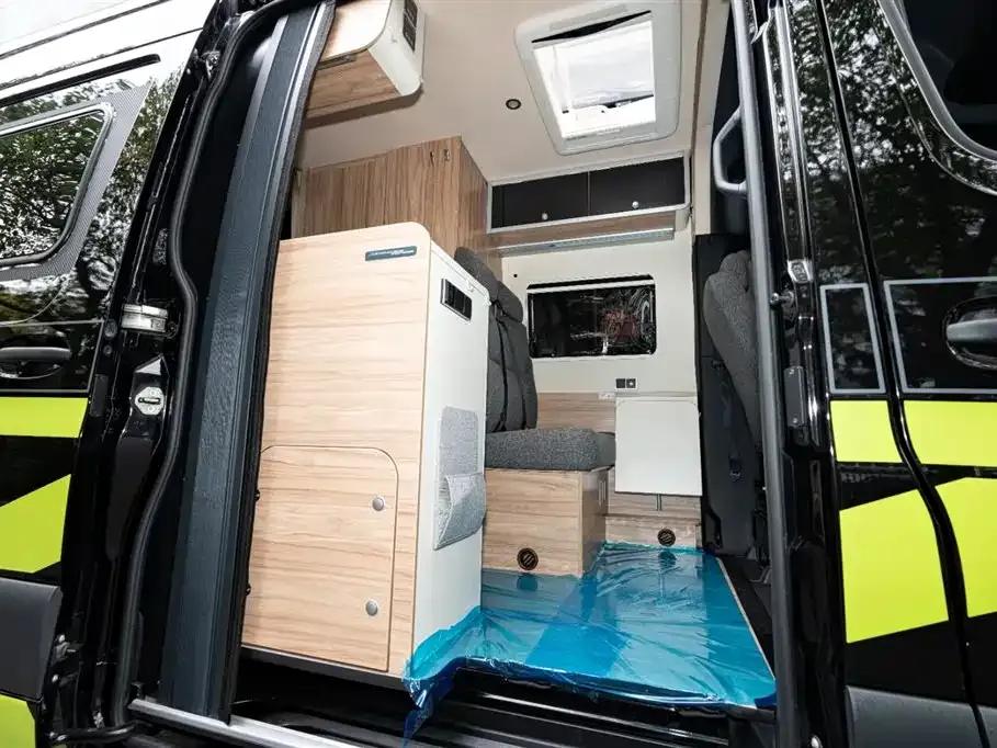 2023 Sprinter Motorhome 2.0L Automatic — миниатюра 16