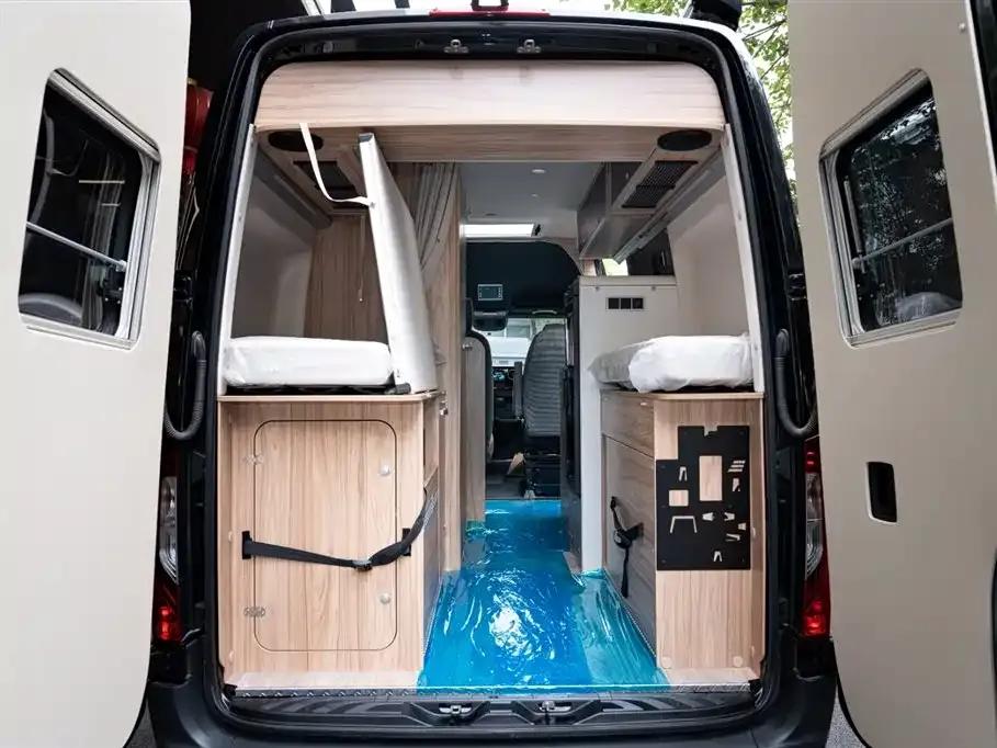 2023 Sprinter Motorhome 2.0L Automatic — миниатюра 21
