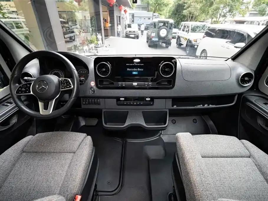 2023 Sprinter Motorhome 2.0L Automatic — миниатюра 8