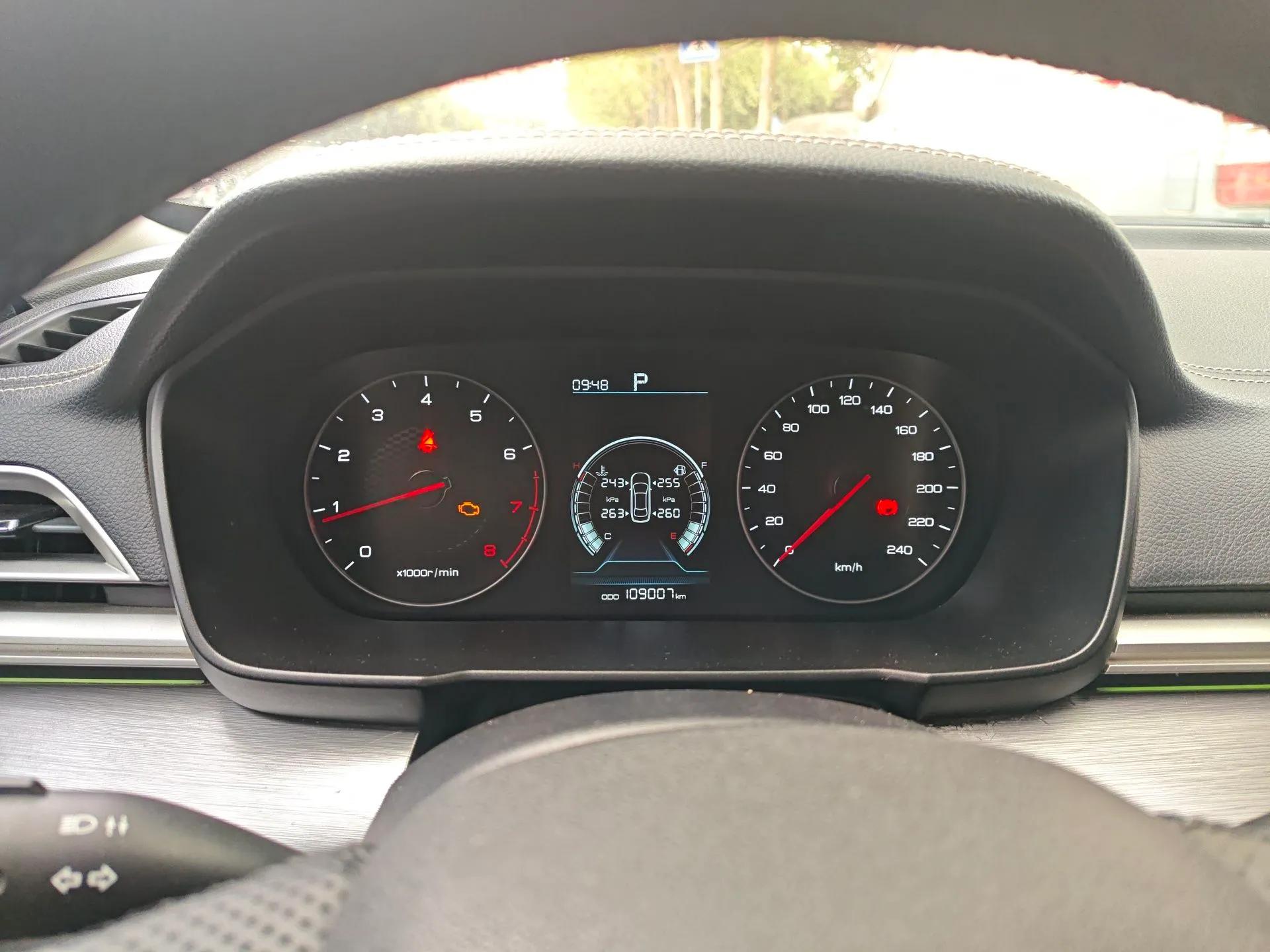 BYD Qin 2019 1.5L Automatic Prestige Model — миниатюра 12