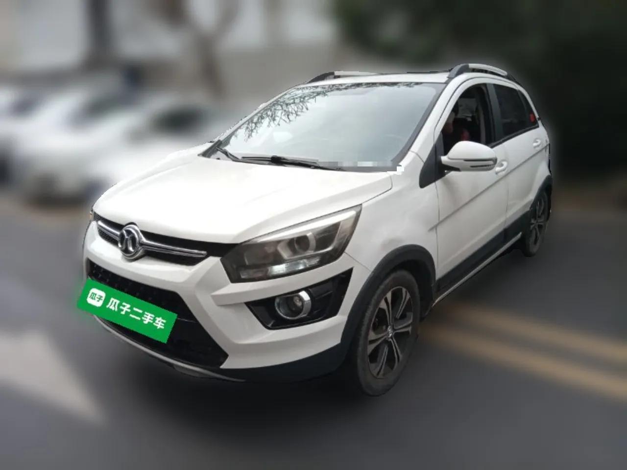 BAIC Senova X25 2015 1.5L Manual Elite Edition — миниатюра 1