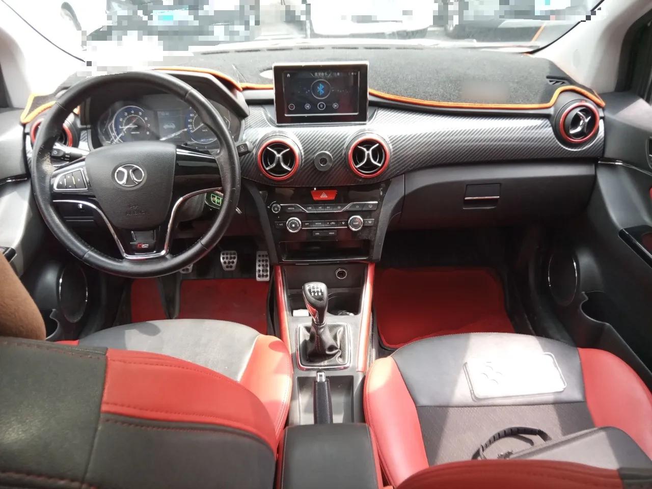 BAIC Senova X25 2015 1.5L Manual Elite Edition — миниатюра 10