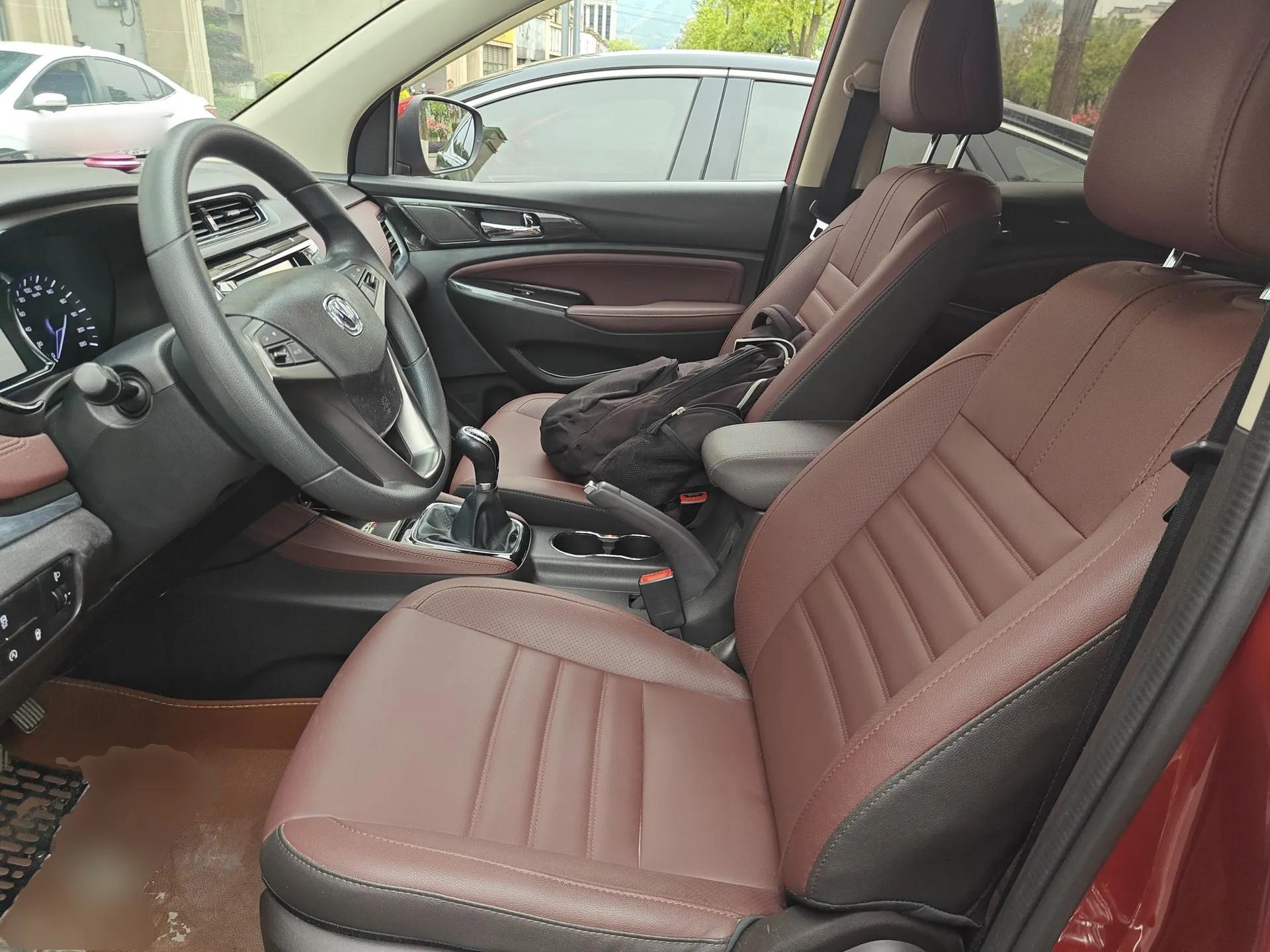 CHANGAN Lingxuan 2017 1.6L Manual Elite Model — миниатюра 18