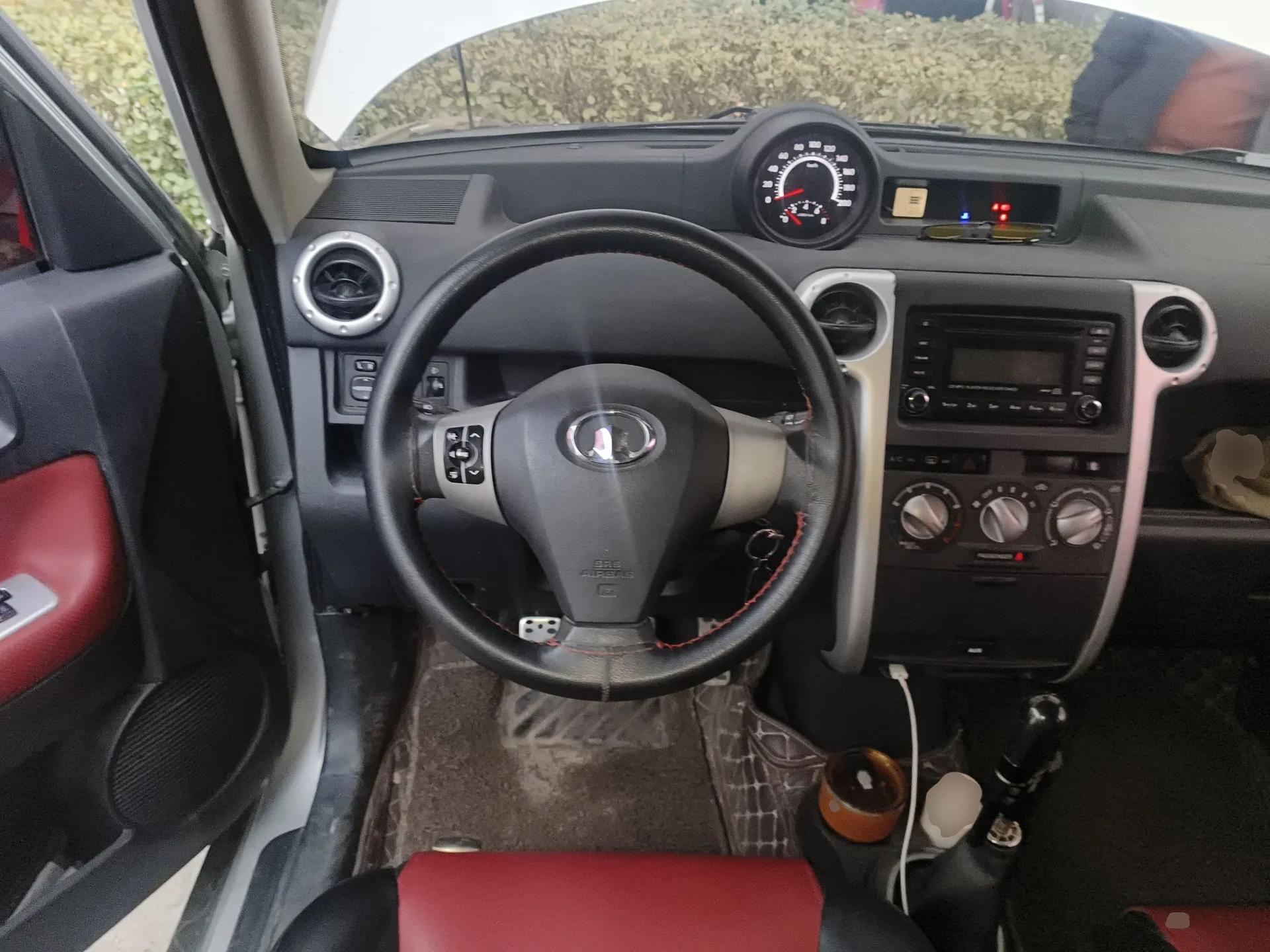 Great Wall M2 2012 1.5L Manual Urban Edition — миниатюра 11
