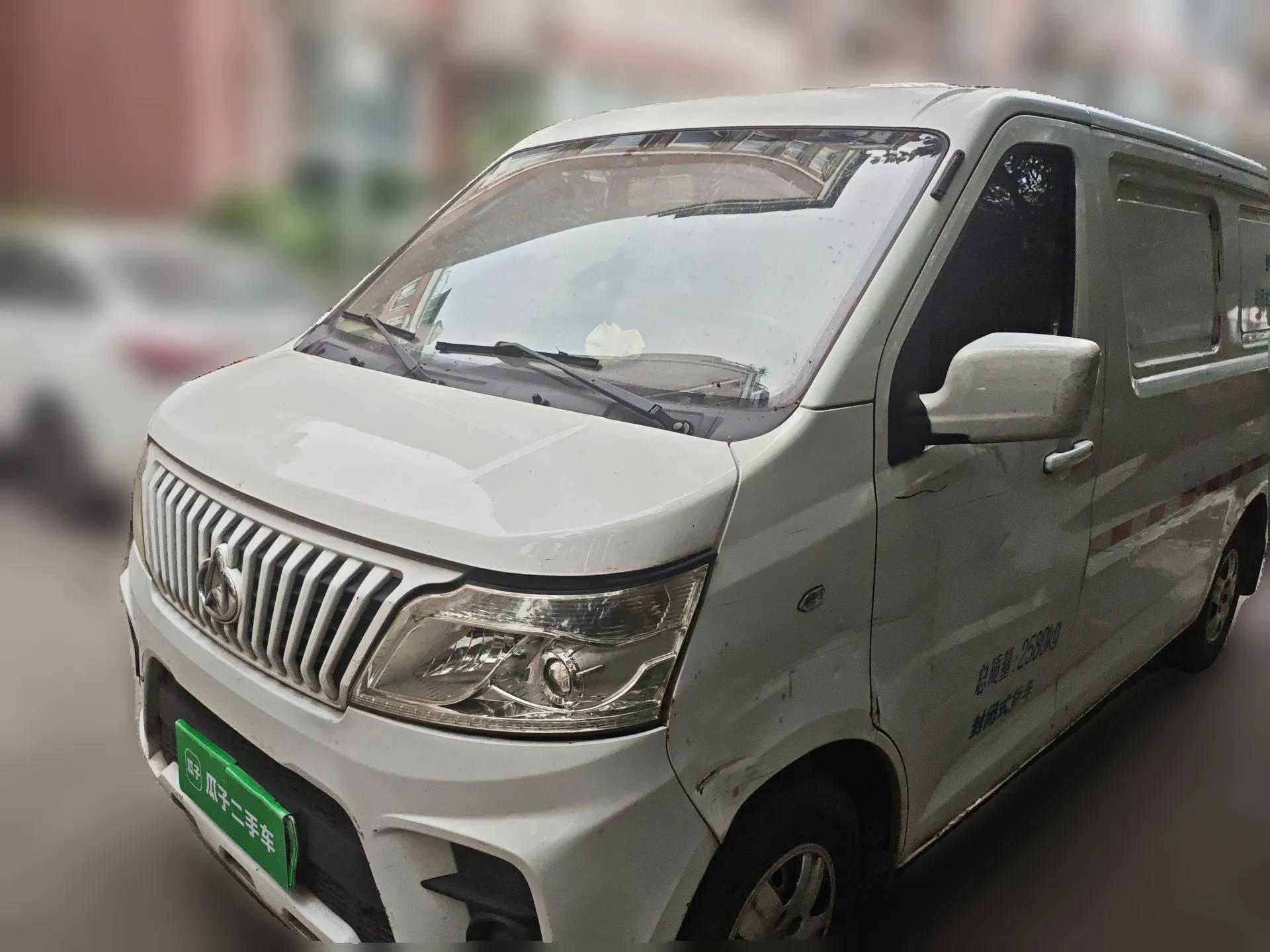 CHANGAN KAICHENG Ruixing EM60 2021 Pure Electric Van Transporter 60kW — миниатюра 1