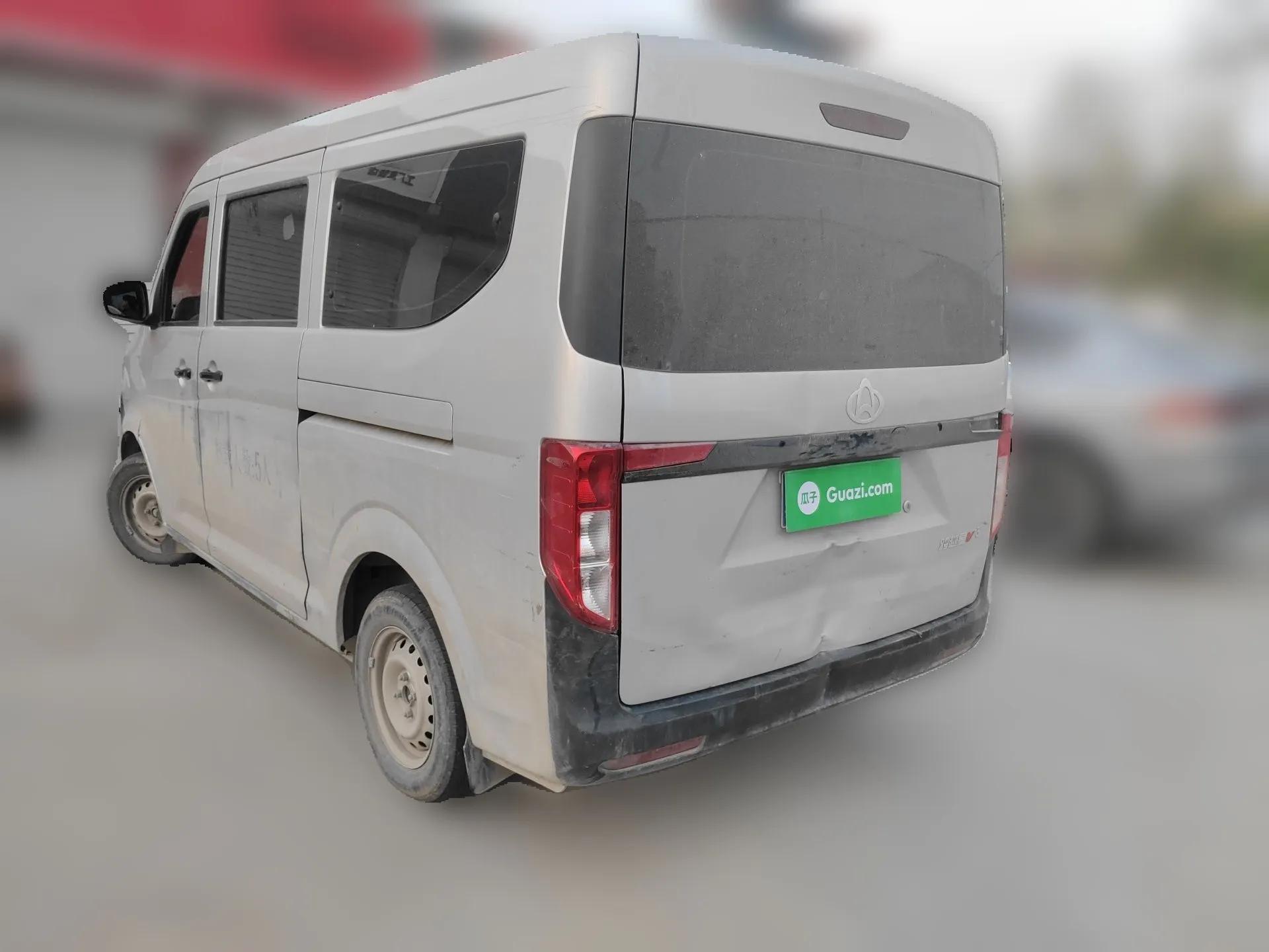 CHANGAN KUAYUE Xing V3 2023 1.5L Gasoline Comfort Edition 5-Seat Passenger Vehicle — миниатюра 4