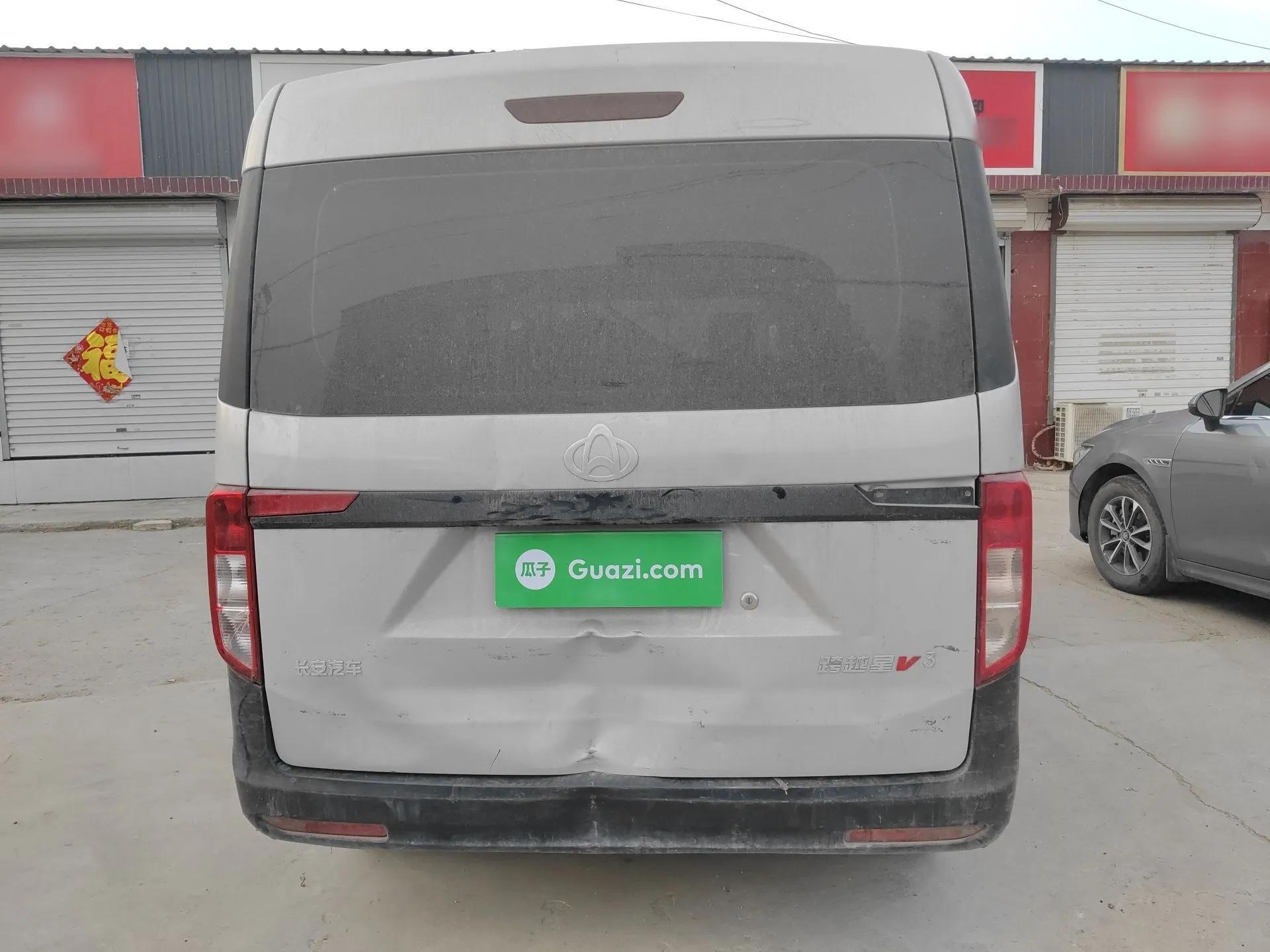 CHANGAN KUAYUE Xing V3 2023 1.5L Gasoline Comfort Edition 5-Seat Passenger Vehicle — миниатюра 5