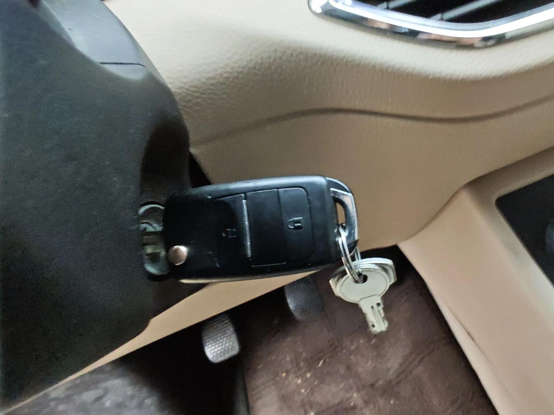 CHANGAN KUAYUE Xing V5  — миниатюра 9