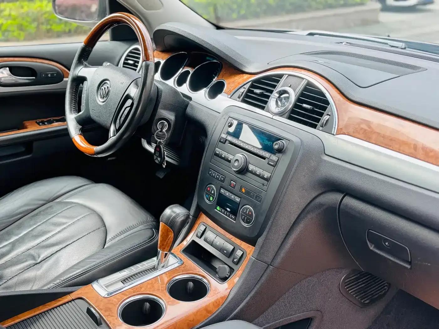 Enclave 2010 3.6L Elite Edition — миниатюра 10