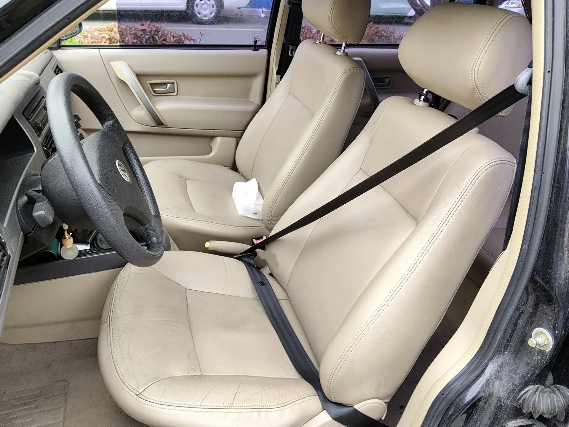 Volkswagen Santana Vista 2008 1.8L Manual Sishang Model — миниатюра 16
