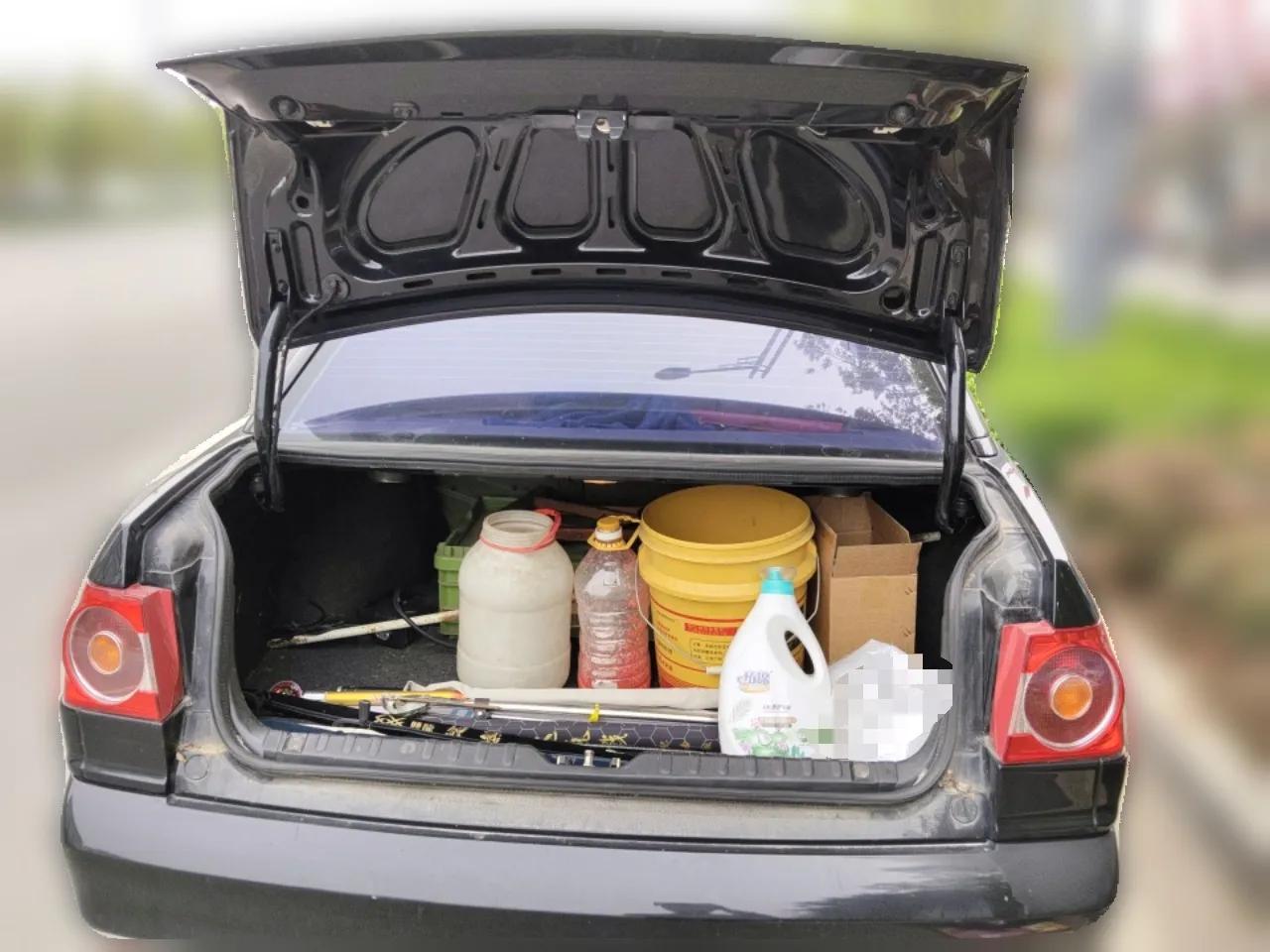 Volkswagen Santana Vista 2008 1.8L Manual Sishang Model — миниатюра 20