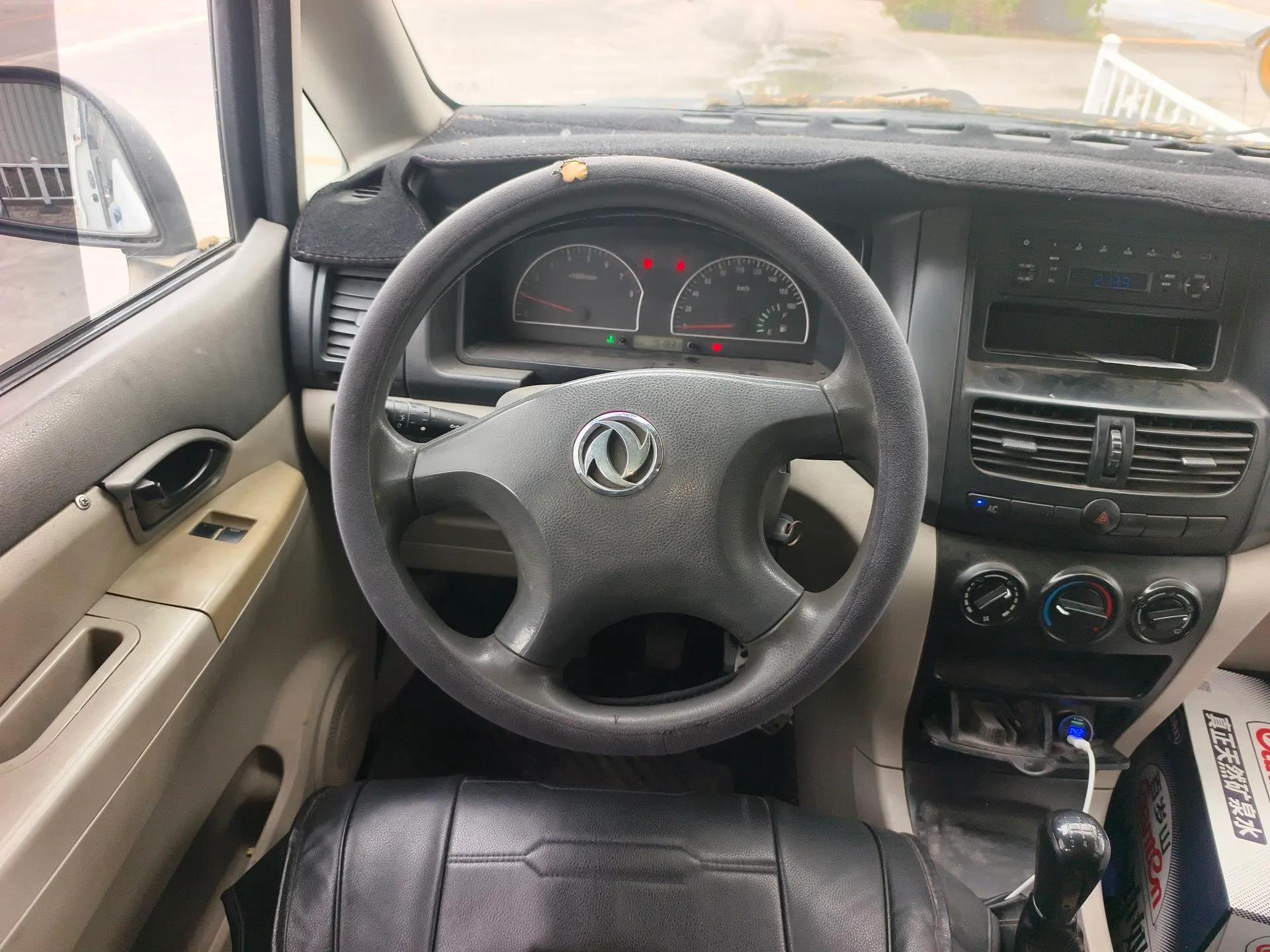 Dongfeng Shuaike 2013 Revised Version 1.5L Manual Standard Trim 5 Seats China V Emission Standard — миниатюра 11