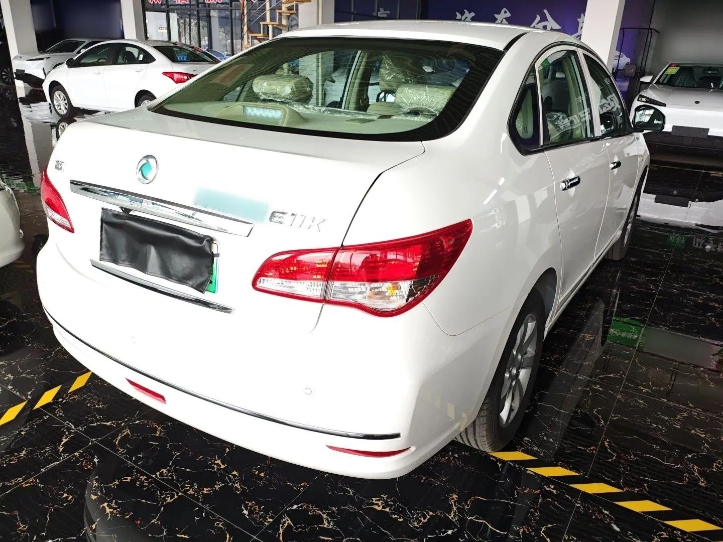 Dongfeng Junfeng E11K 2021 60.43 kWh Battery-Swap Version — миниатюра 4