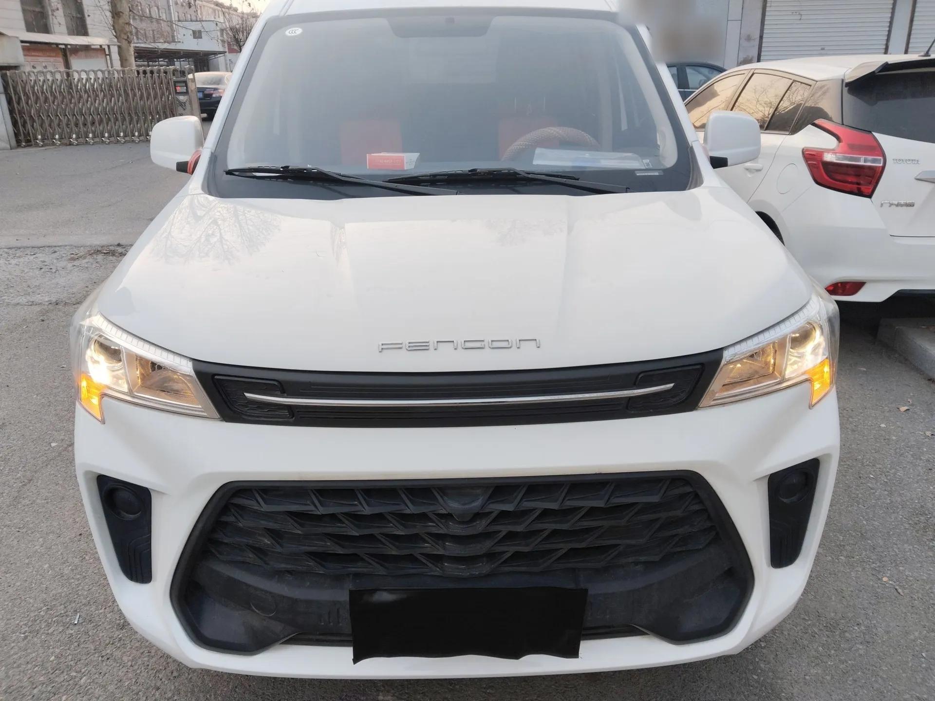 Dongfeng Fengon 380 2022 1.5L Standard Edition 7-Seater Passenger Vehicle — миниатюра 2