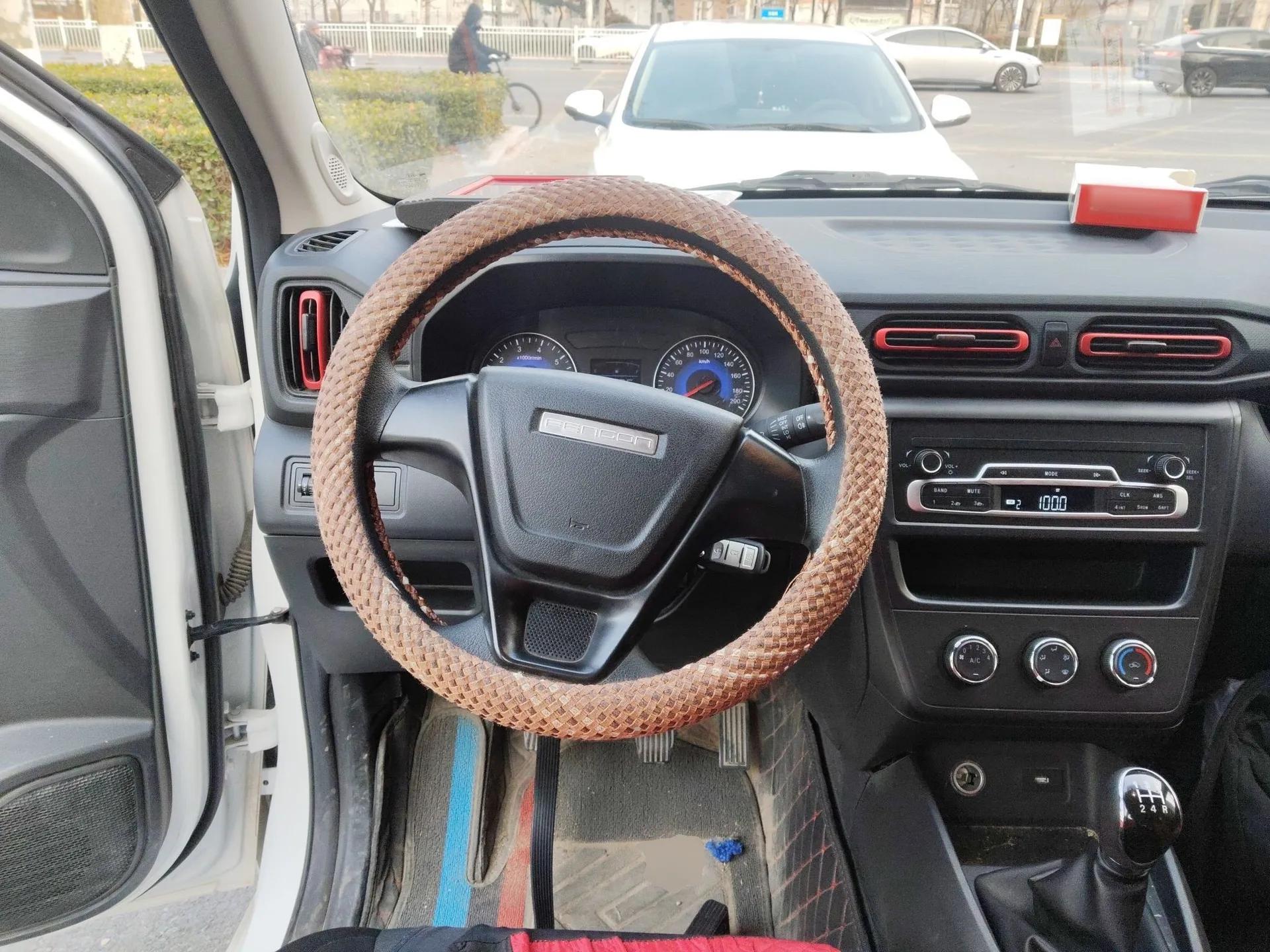 Dongfeng Fengon 380 2022 1.5L Standard Edition 7-Seater Passenger Vehicle — миниатюра 14