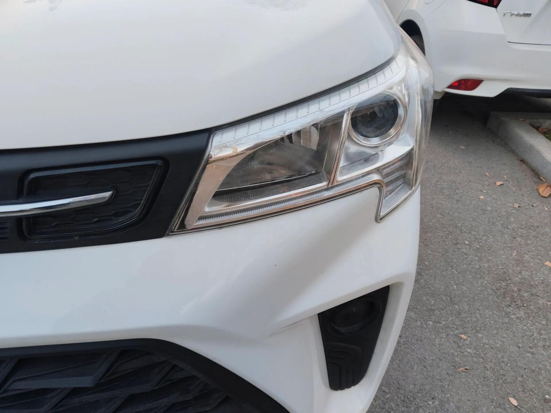 Dongfeng Fengon 380 2022 1.5L Standard Edition 7-Seater Passenger Vehicle — миниатюра 9