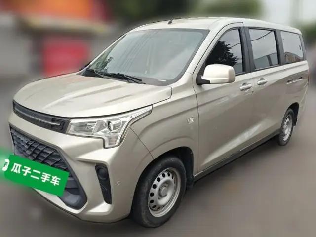 Dongfeng Fengon 380 2022 1.5L Luxury Edition Passenger Vehicle 5 Seats