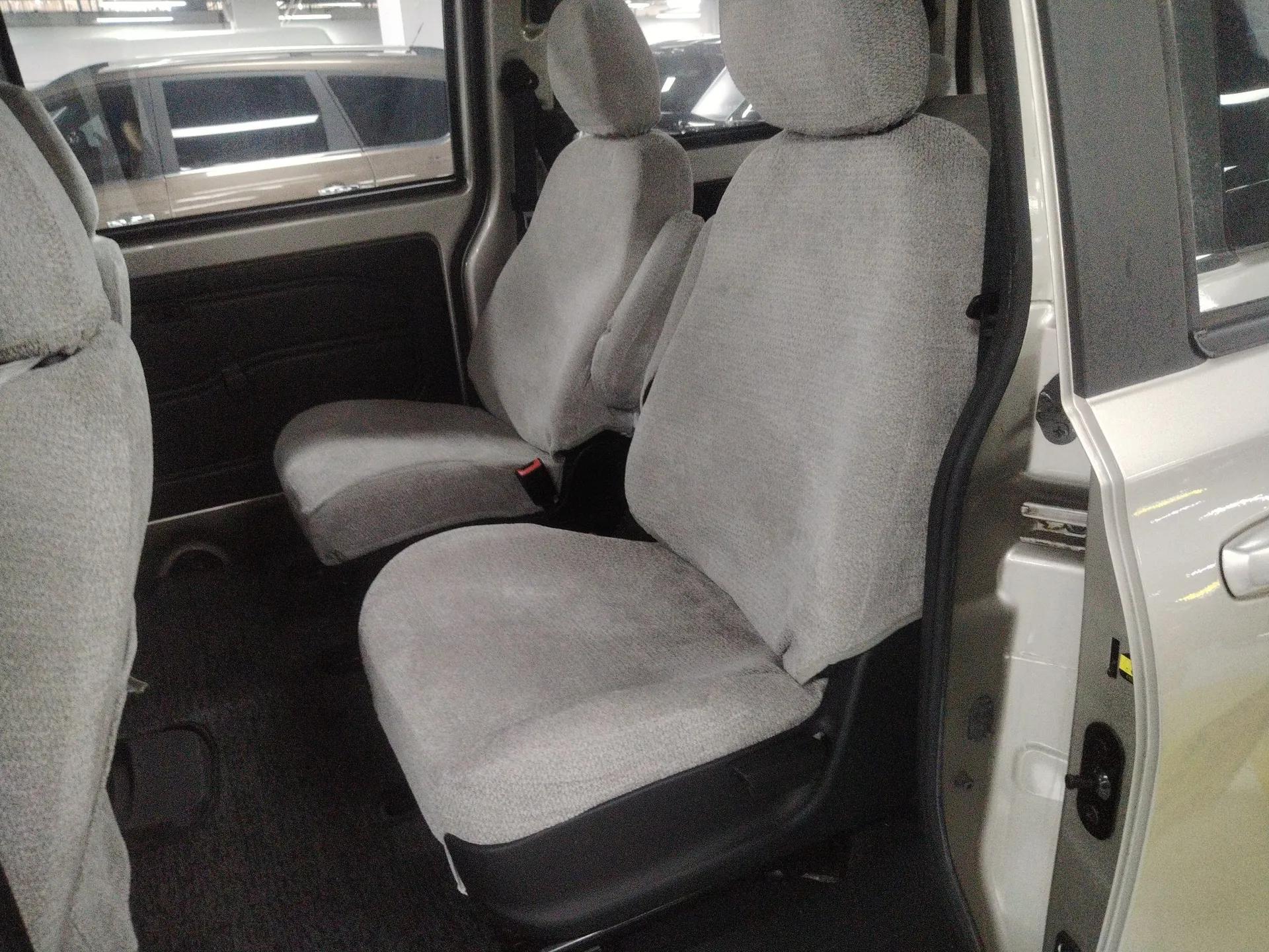 Dongfeng Fengon 380 2022 1.5L Standard Edition 7-Seater Passenger Vehicle — миниатюра 19