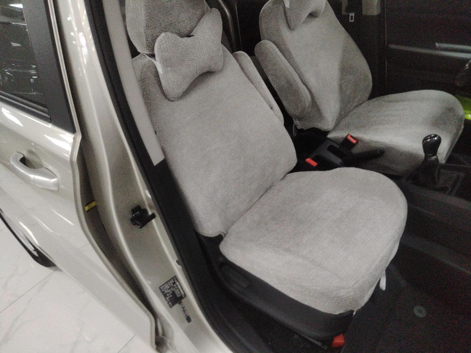 Dongfeng Fengon 380 2022 1.5L Standard Edition 7-Seater Passenger Vehicle — миниатюра 23