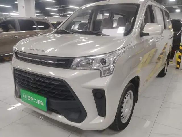 Dongfeng Fengon 380 2022 1.5L Standard Edition 7-Seater Passenger Vehicle