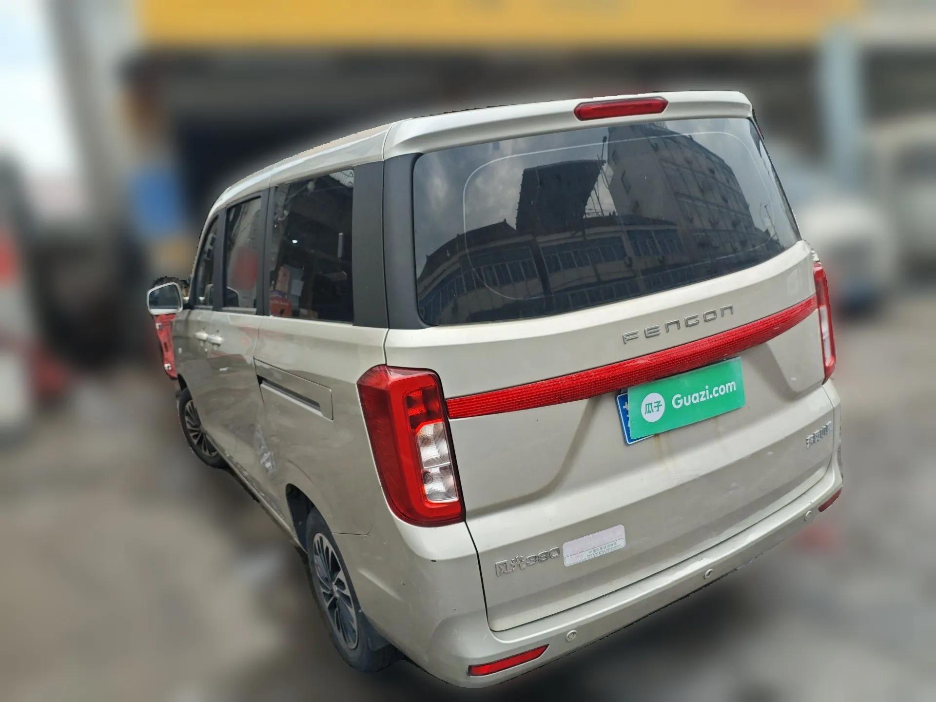 Dongfeng Fengon 380 2022 1.5L Comfort-Class Passenger Vehicle (Steel Spring) with 7 Seats — миниатюра 4