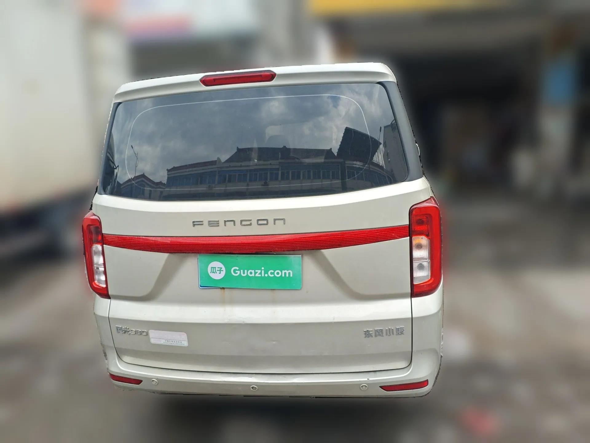 Dongfeng Fengon 380 2022 1.5L Comfort-Class Passenger Vehicle (Steel Spring) with 7 Seats — миниатюра 5