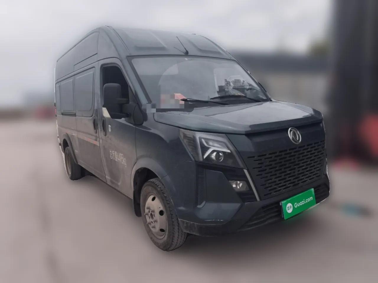 Dongfeng Yufeng 2023 V9+ 2.3T Manual Rear-Drive Dual Rear Tires Long Wheelbase High-Roof 3-Seater Cargo Van — миниатюра 3