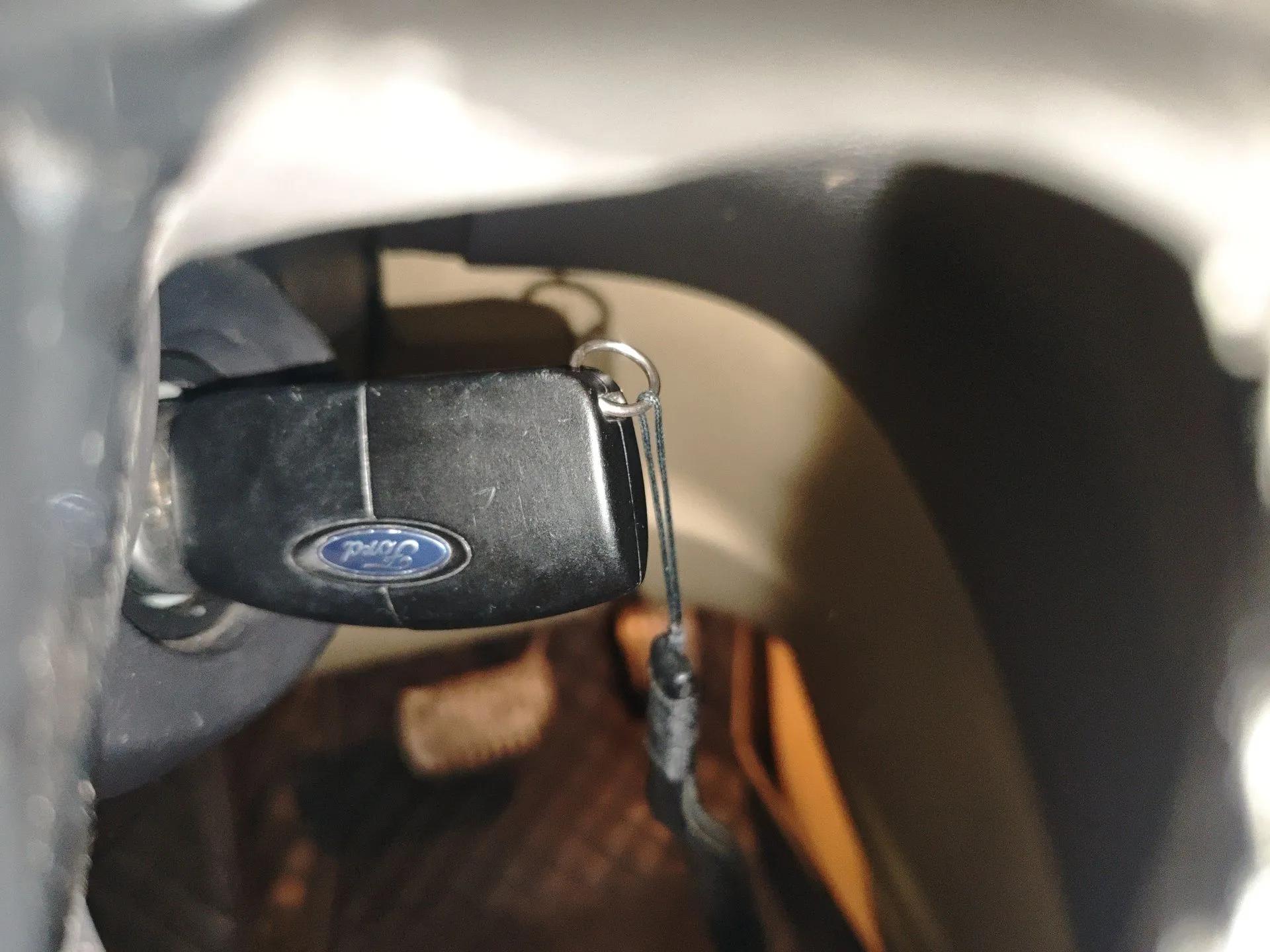 Ford S-MAX 2008 2.3L 7-Seater Flagship Navigation Version — миниатюра 9