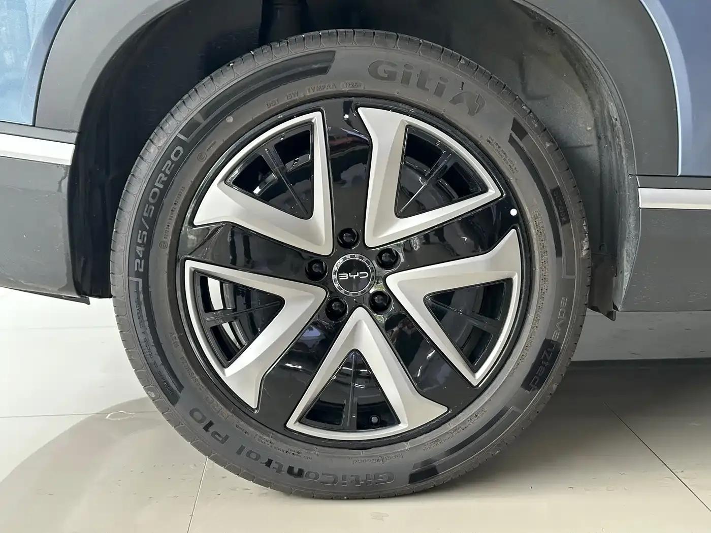Hiace 07 DM-i 2025 Model 150 Navigator+ Edition — миниатюра 10