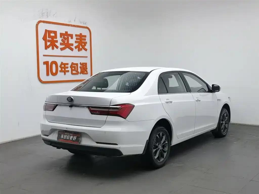 Qin 2019 1.5L Automatic Premium Edition — миниатюра 2