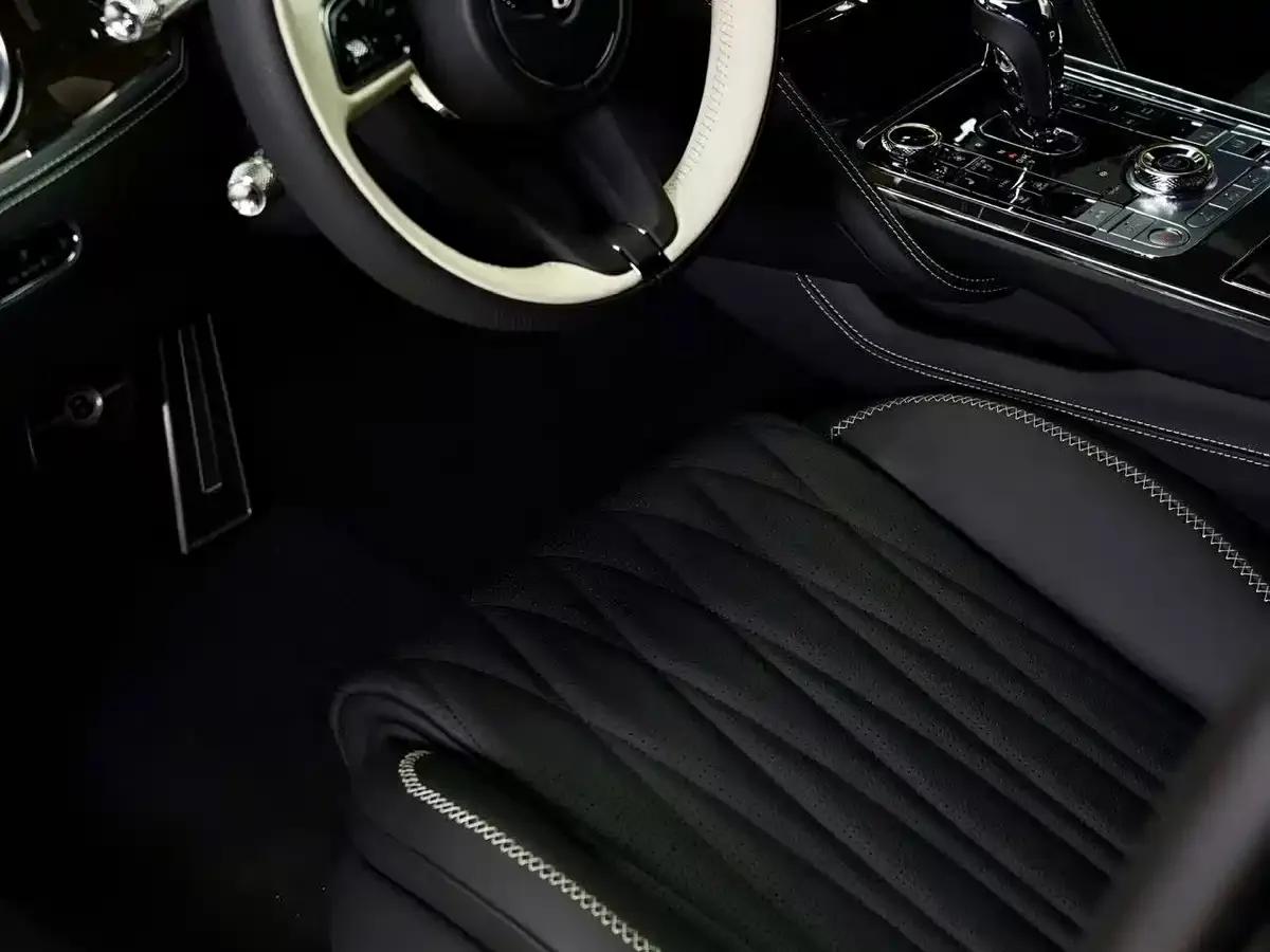 2022 Flying Spur Plug-in Hybrid 2.9T V6 — миниатюра 3