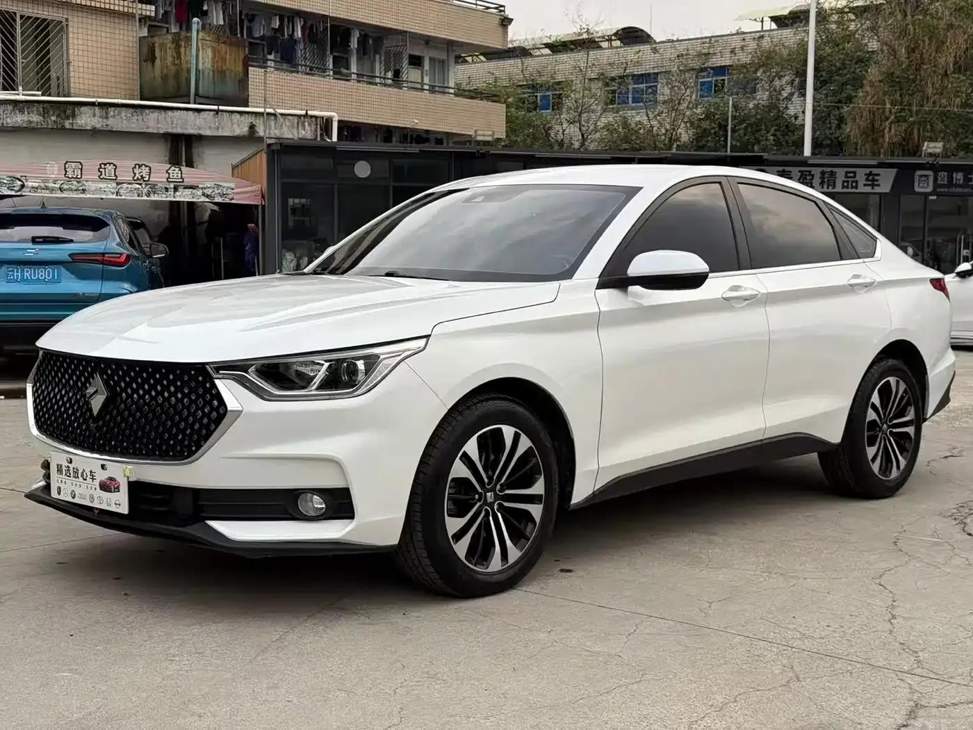 Baojun RC-6 2019 1.5T CVT 24-Hour Online Premium Edition — миниатюра 1