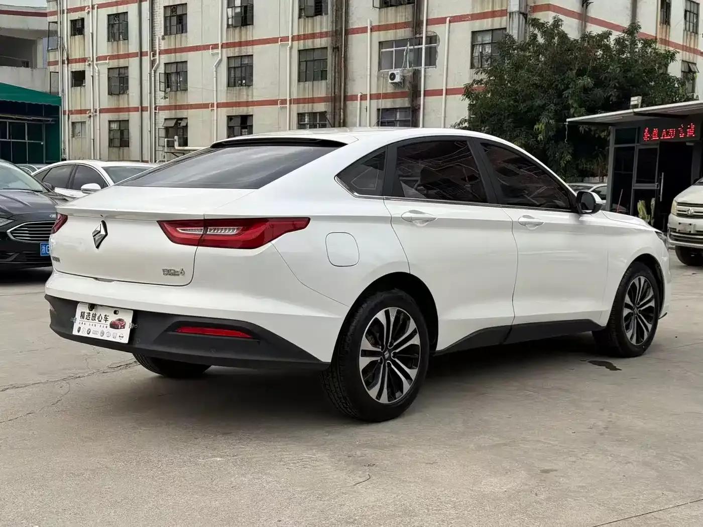 Baojun RC-6 2019 1.5T CVT 24-Hour Online Premium Edition — миниатюра 7