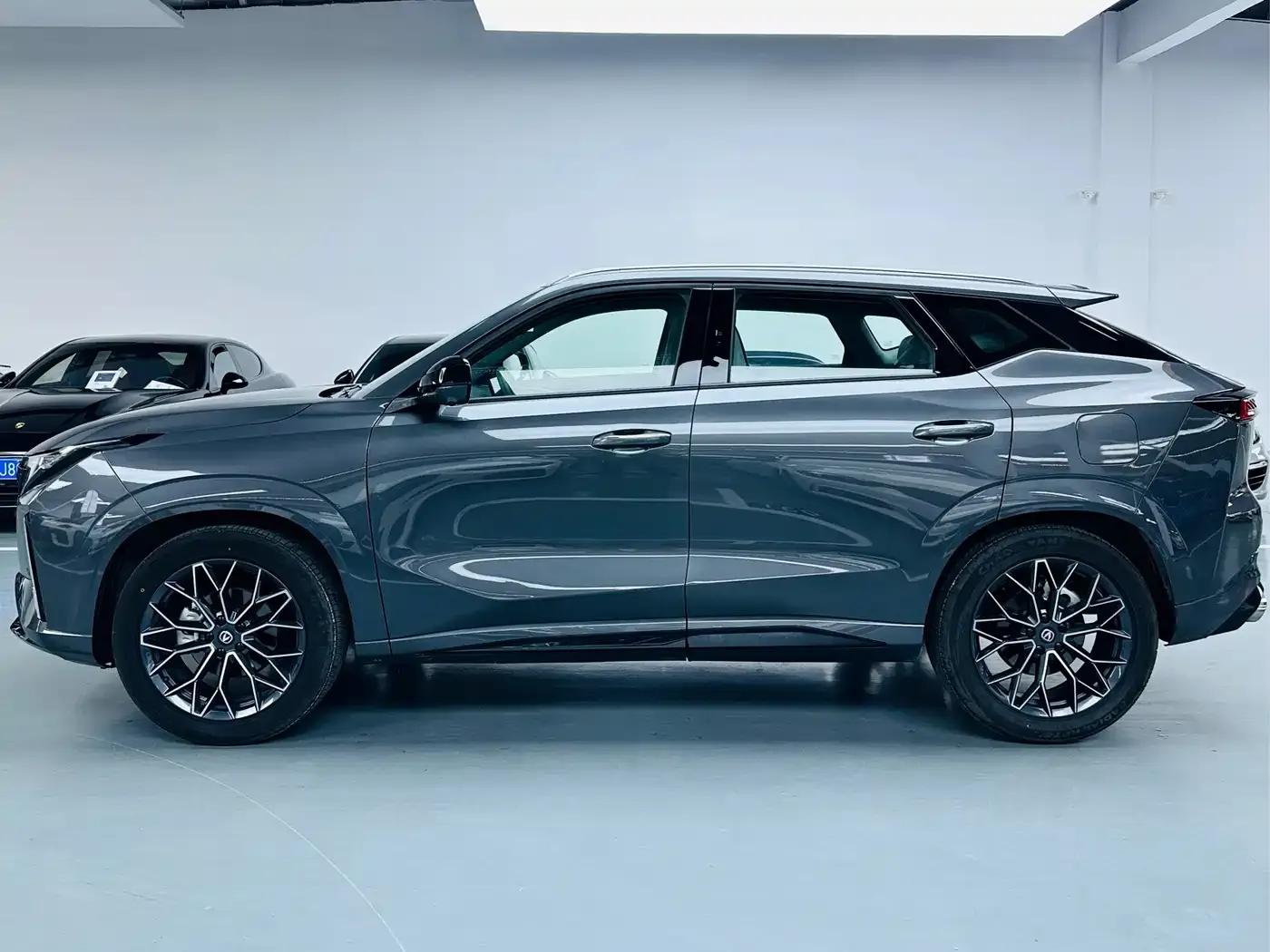 Changan UNI-Z 2025 1.5T Premium Edition — миниатюра 12