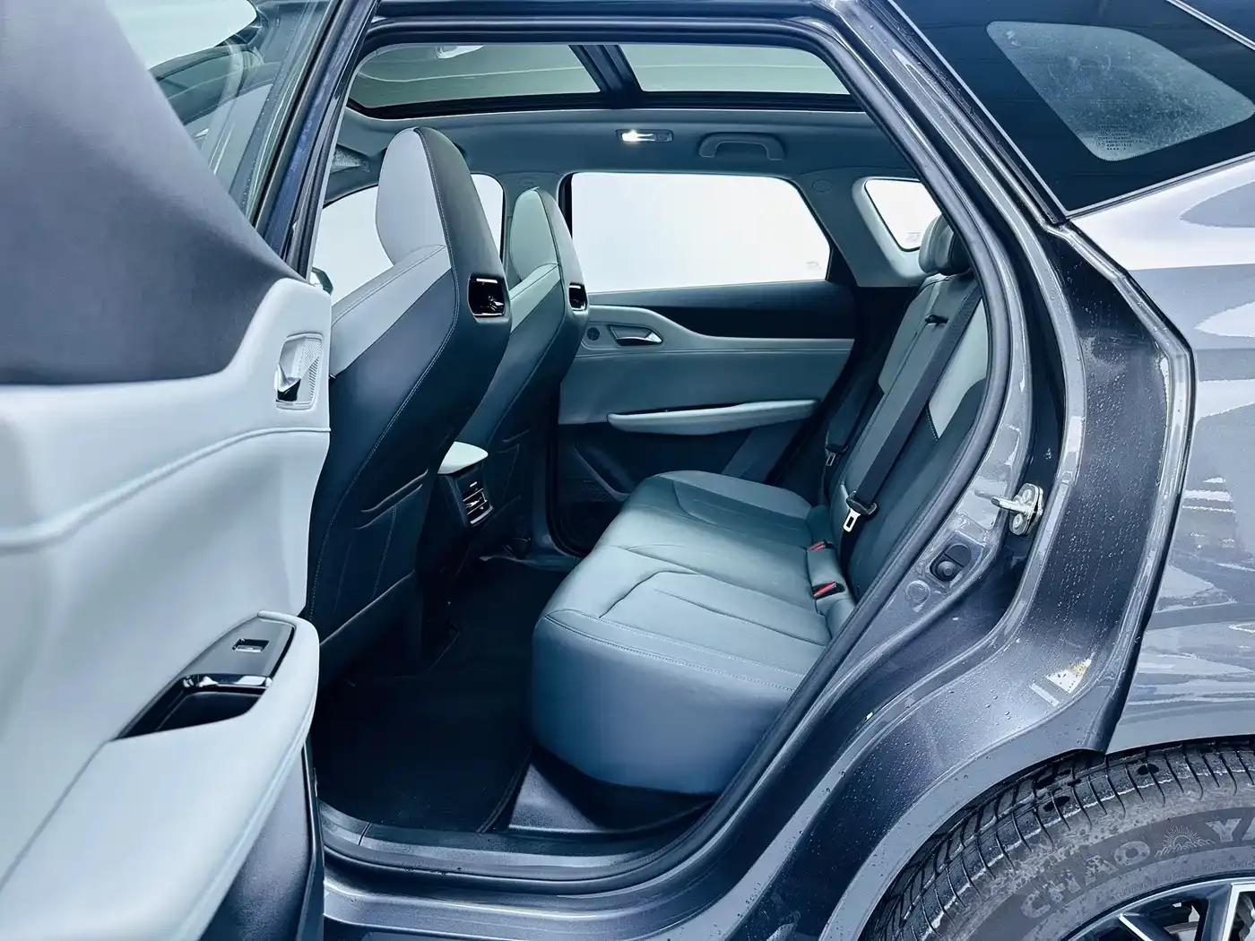 Changan UNI-Z 2025 1.5T Premium Edition — миниатюра 9