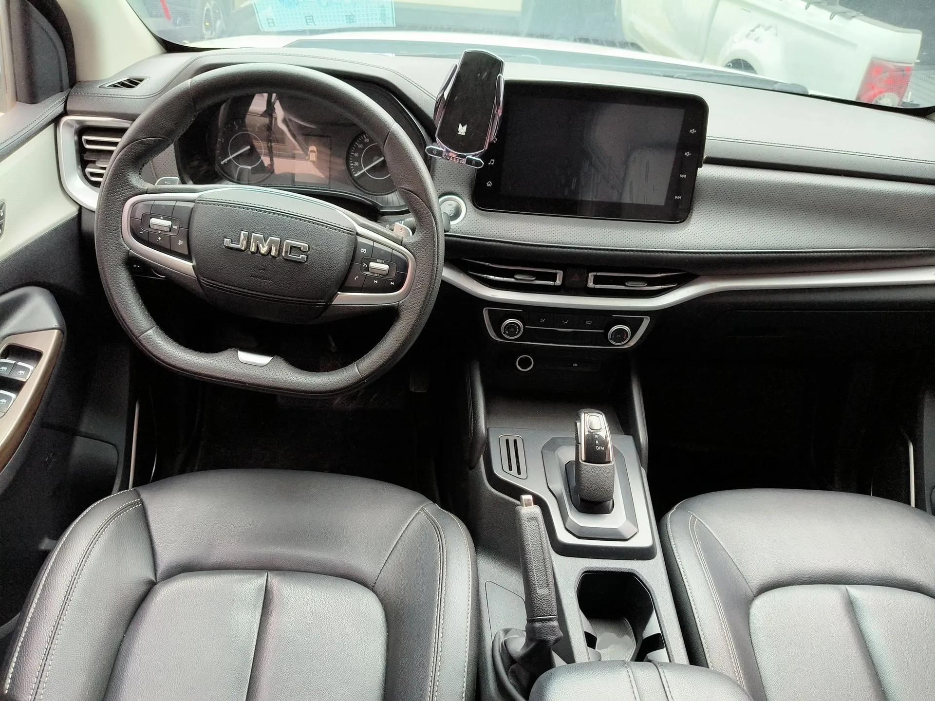 JMC Yuhu 7 2022 2.0T Automatic Diesel 4x4 Comfort Edition Standard Wheelbase — миниатюра 13