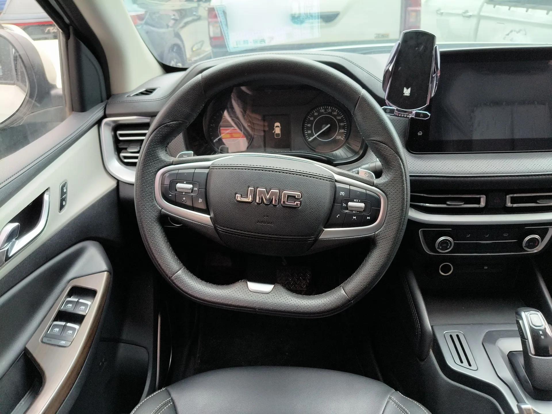 JMC Yuhu 7 2022 2.0T Automatic Diesel 4x4 Comfort Edition Standard Wheelbase — миниатюра 14
