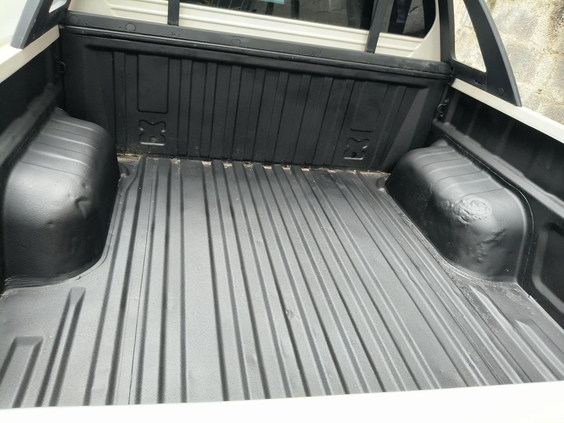 JMC Yuhu 7 2022 2.0T Automatic Diesel 4x4 Comfort Edition Standard Wheelbase — миниатюра 22