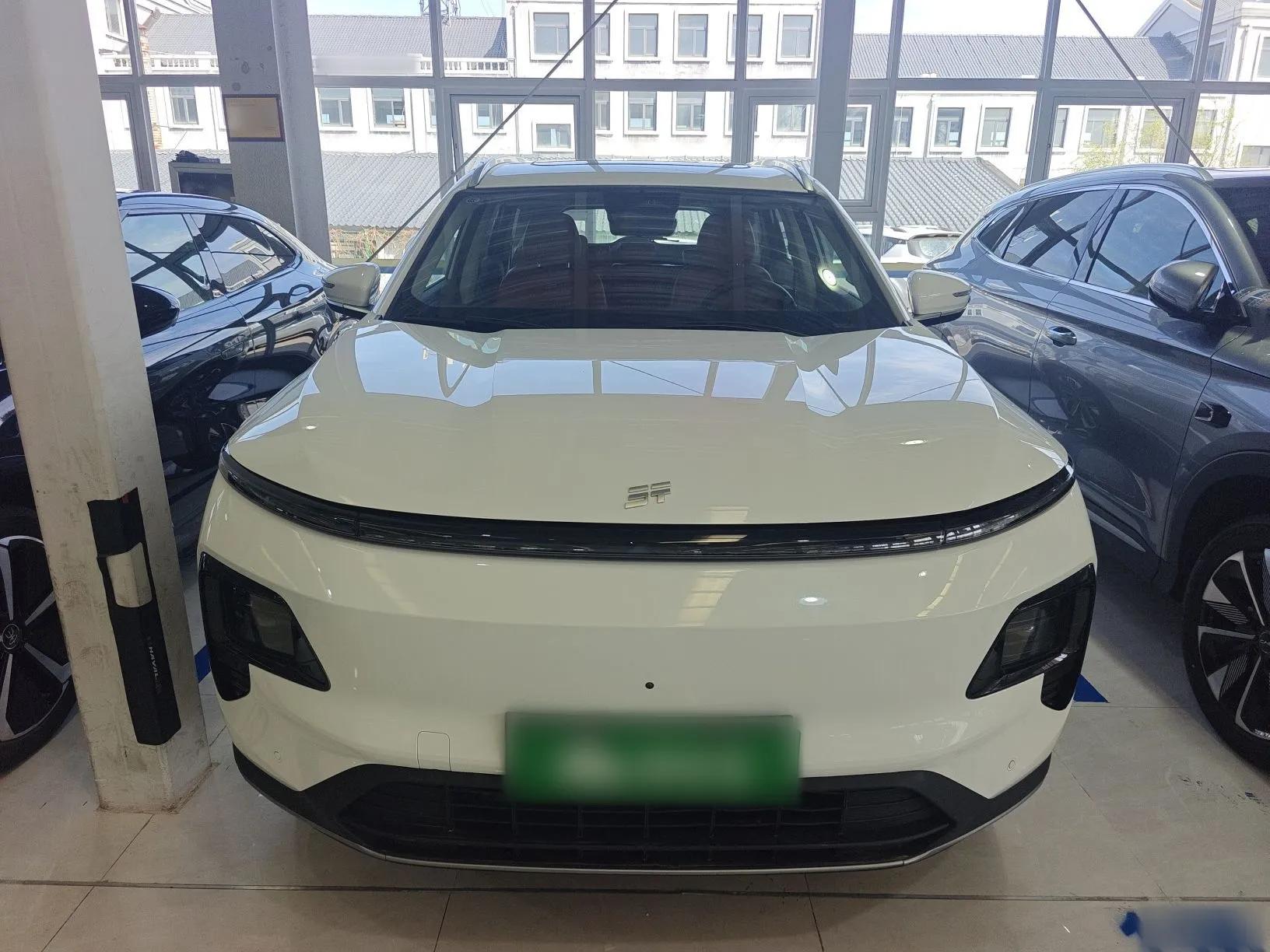 JETOUR Shanhai L7 2024 1.5T 120km ULTRA 7-Seater — миниатюра 2