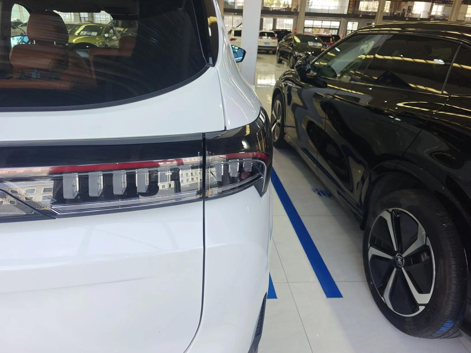 JETOUR Shanhai L7 2024 1.5T 120km ULTRA 7-Seater — миниатюра 7