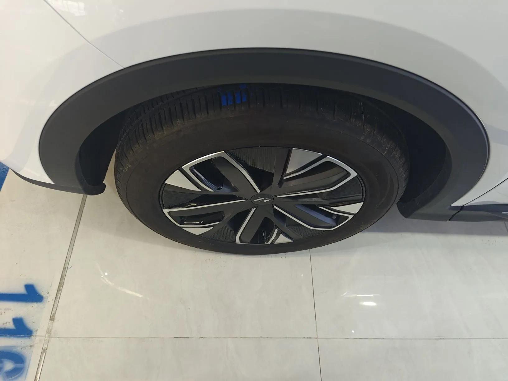 JETOUR Shanhai L7 2024 1.5T 120km ULTRA 7-Seater — миниатюра 8