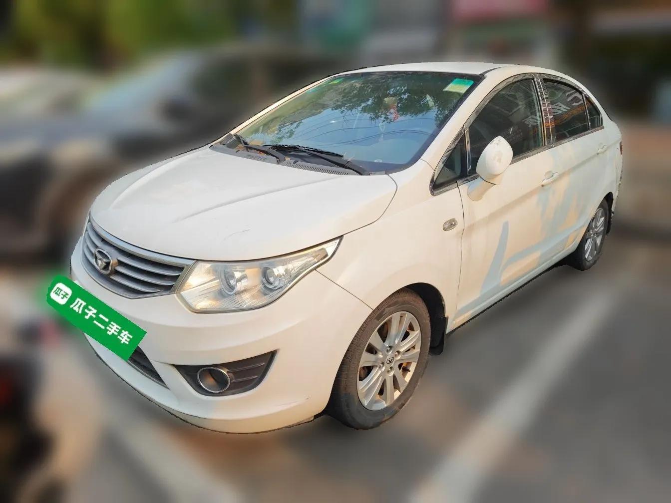 Cowin C3 2015 1.5L AMT Gold Diamond Edition — миниатюра 1