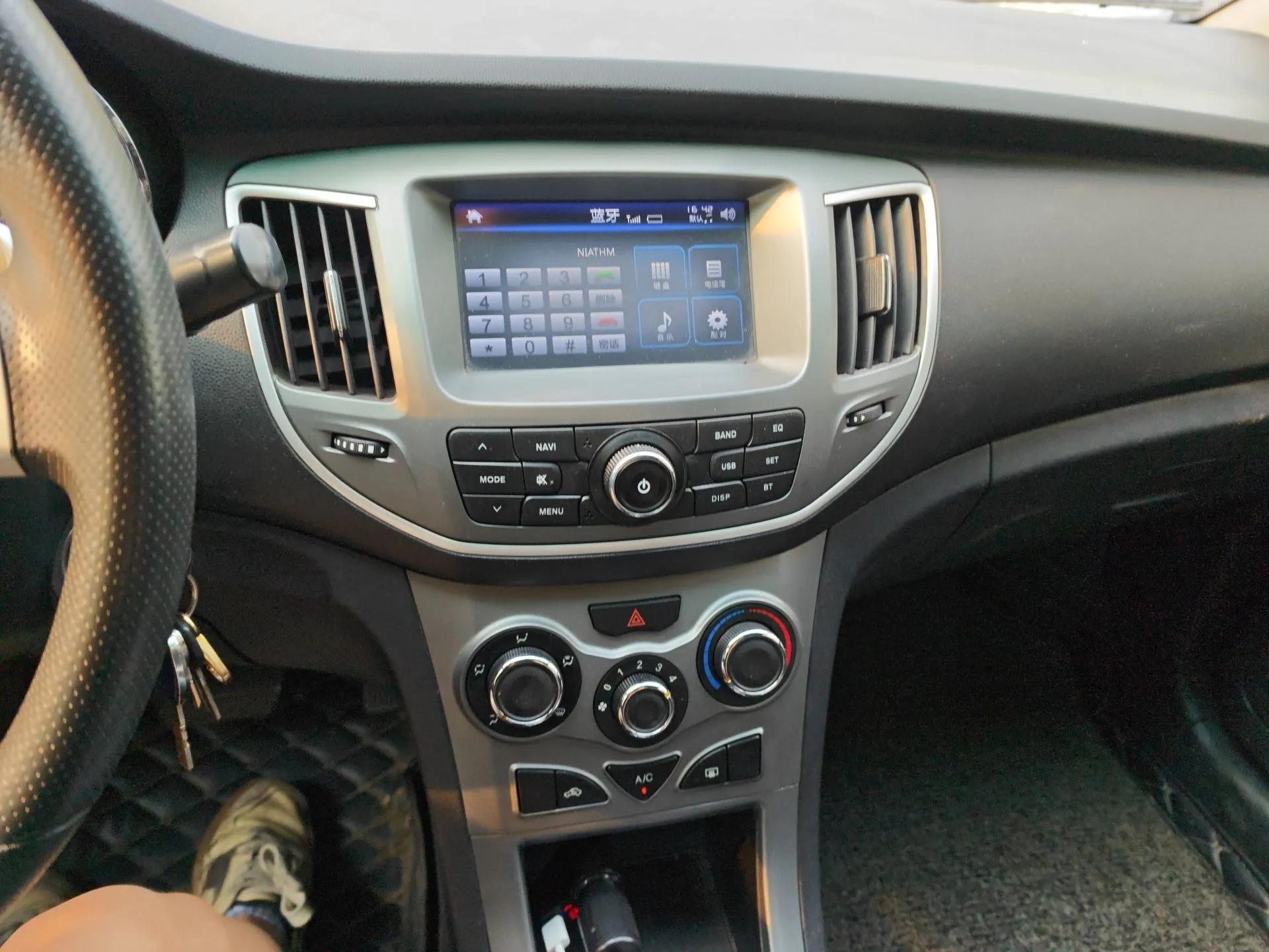 Cowin C3 2015 1.5L AMT Gold Diamond Edition — миниатюра 14