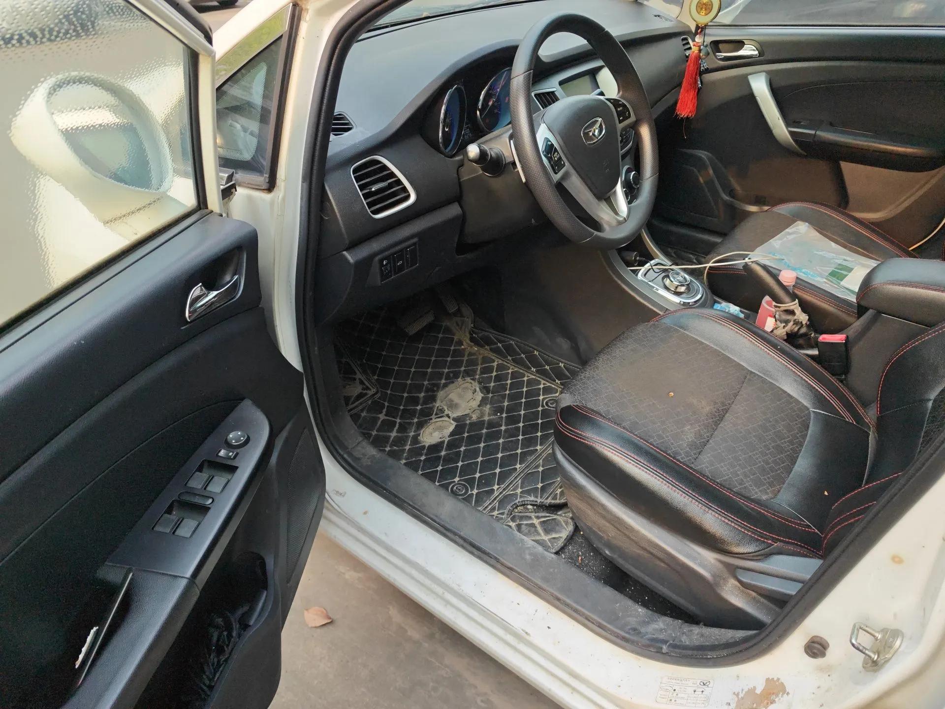 Cowin C3 2015 1.5L AMT Gold Diamond Edition — миниатюра 17