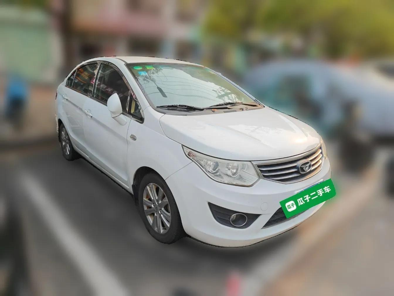 Cowin C3 2015 1.5L AMT Gold Diamond Edition — миниатюра 3