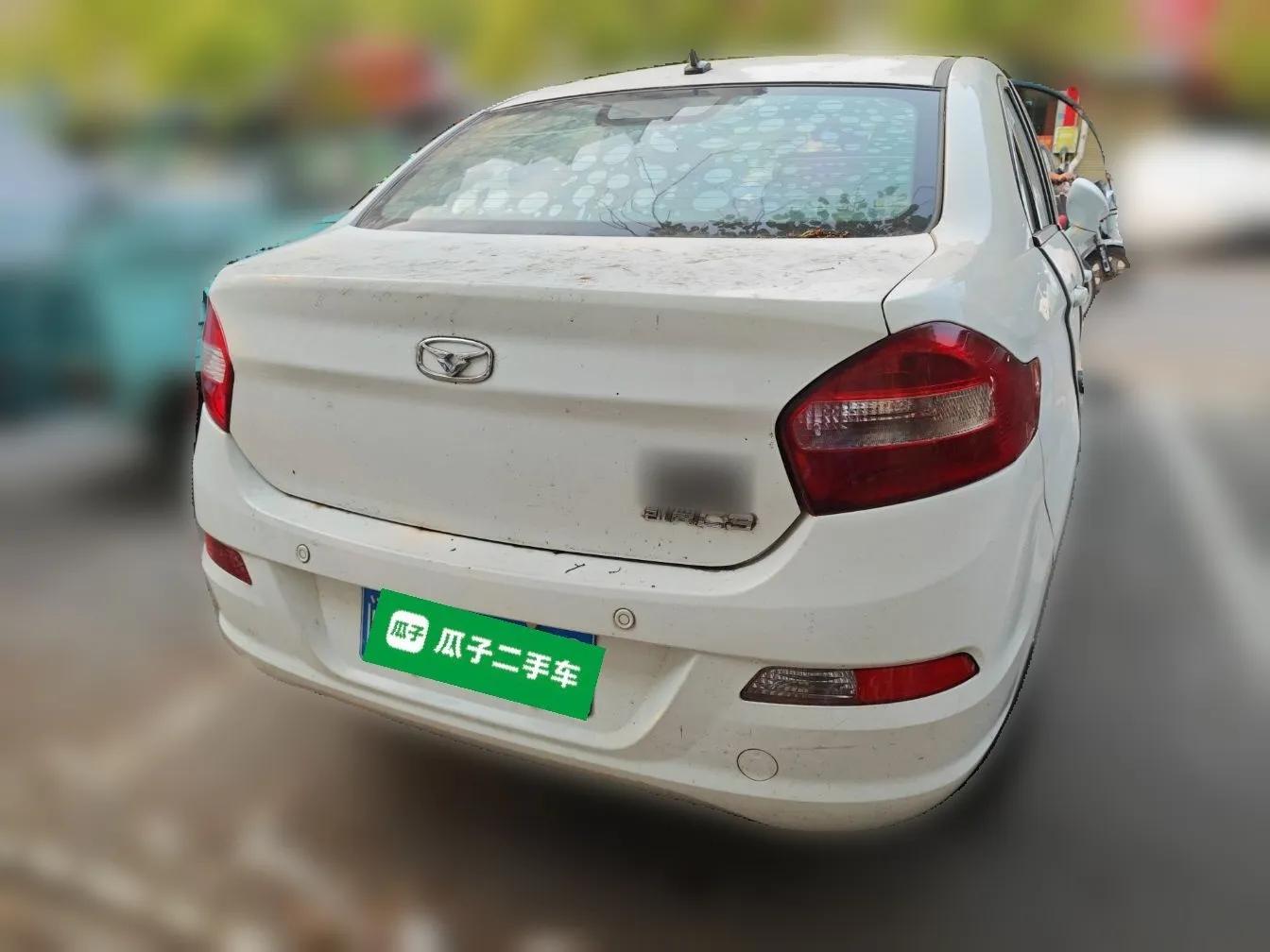 Cowin C3 2015 1.5L AMT Gold Diamond Edition — миниатюра 5