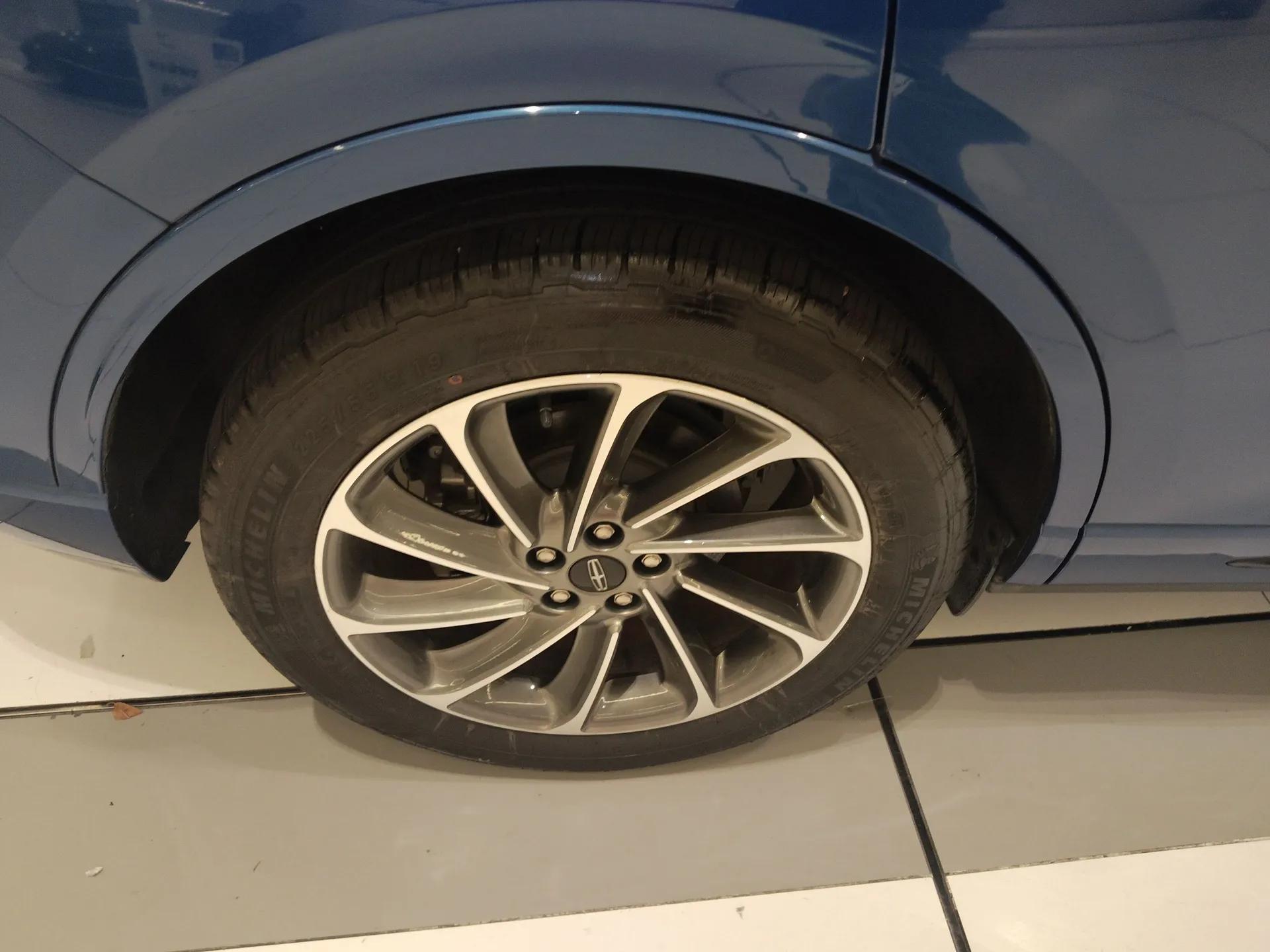 Lincoln Corsair New Energy 2021 PHEV Four-Wheel Drive e-Enjoy Edition — миниатюра 10